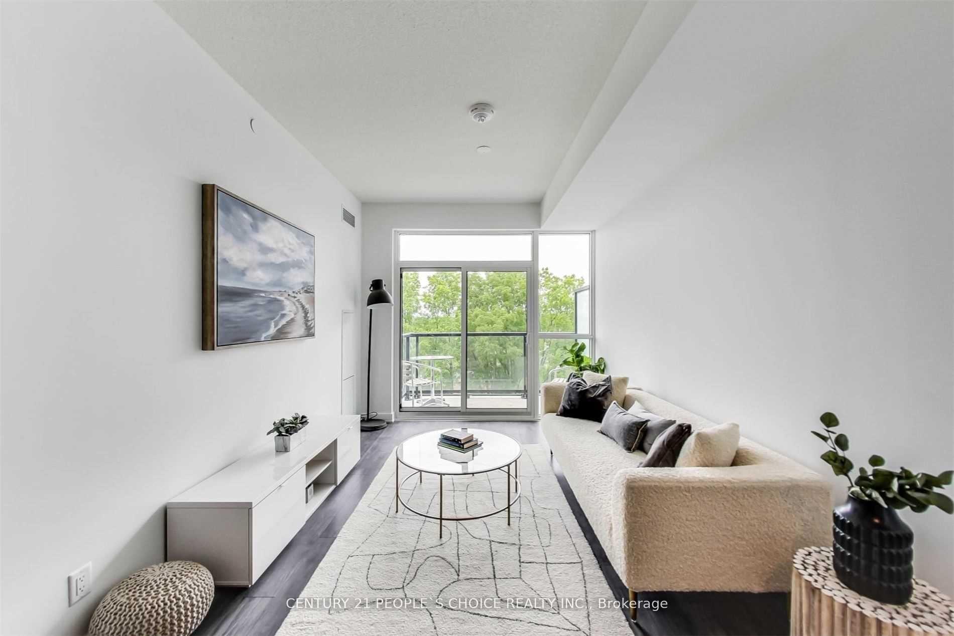 Photo 5 of Unit 528, 681 Yonge Street, Barrie, 400 North — HOMEH