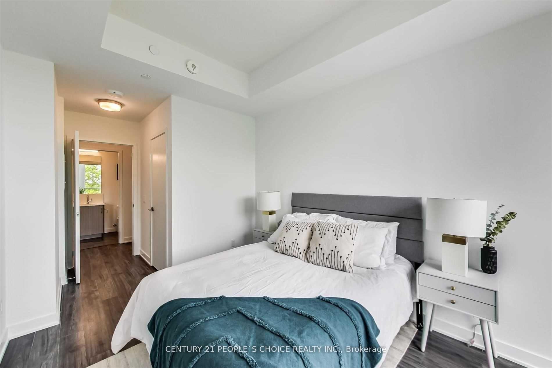 Photo 21 of Unit 528, 681 Yonge Street, Barrie, 400 North — HOMEH