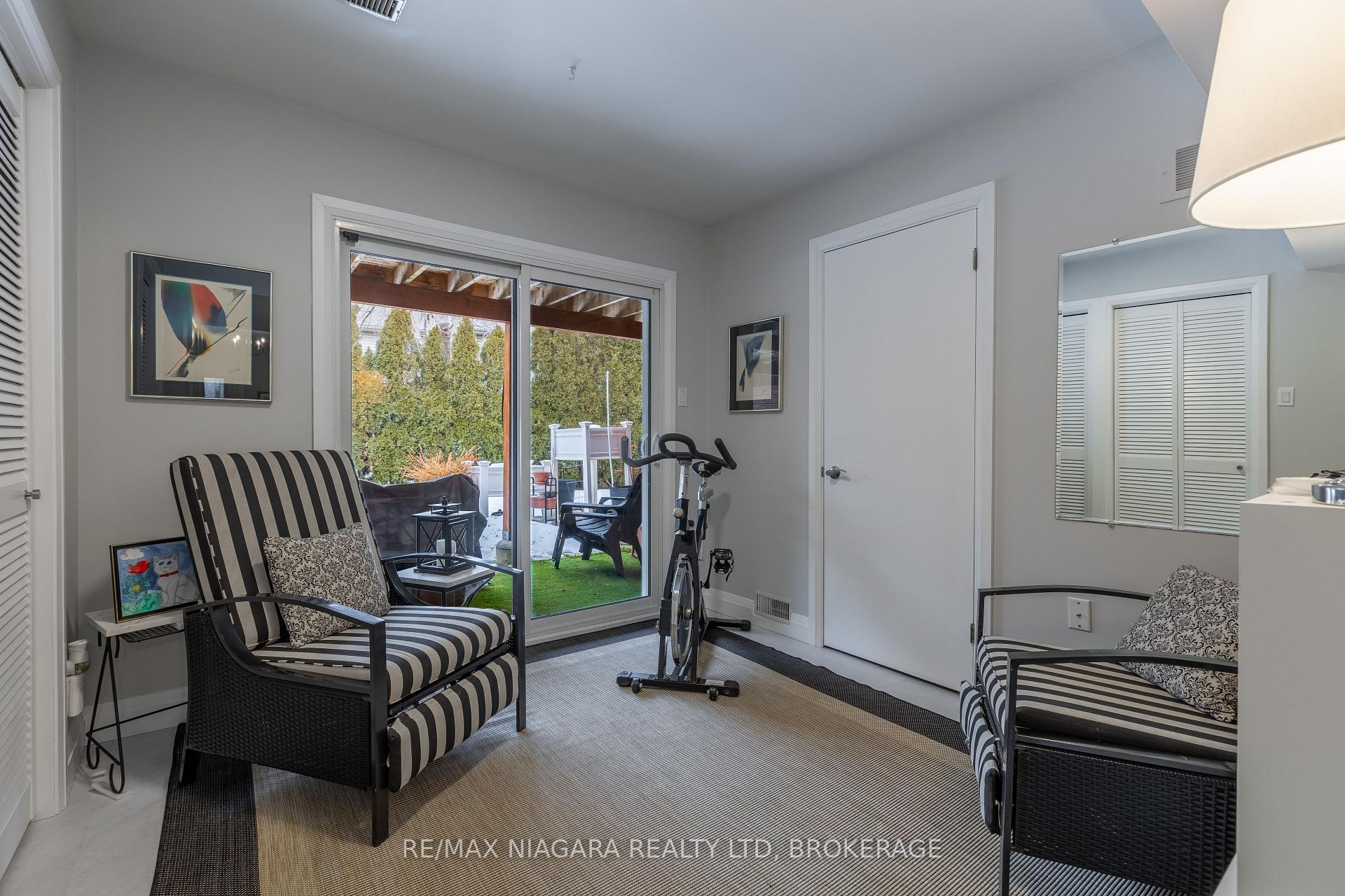 Photo 7 of Unit 5, 130 Livingston Avenue, Grimsby, Grimsby West — HOMEH