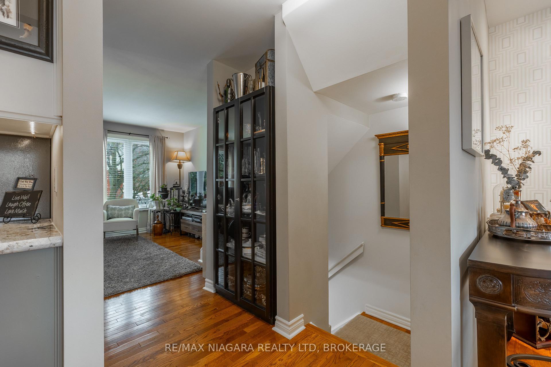 Photo 17 of Unit 5, 130 Livingston Avenue, Grimsby, Grimsby West — HOMEH