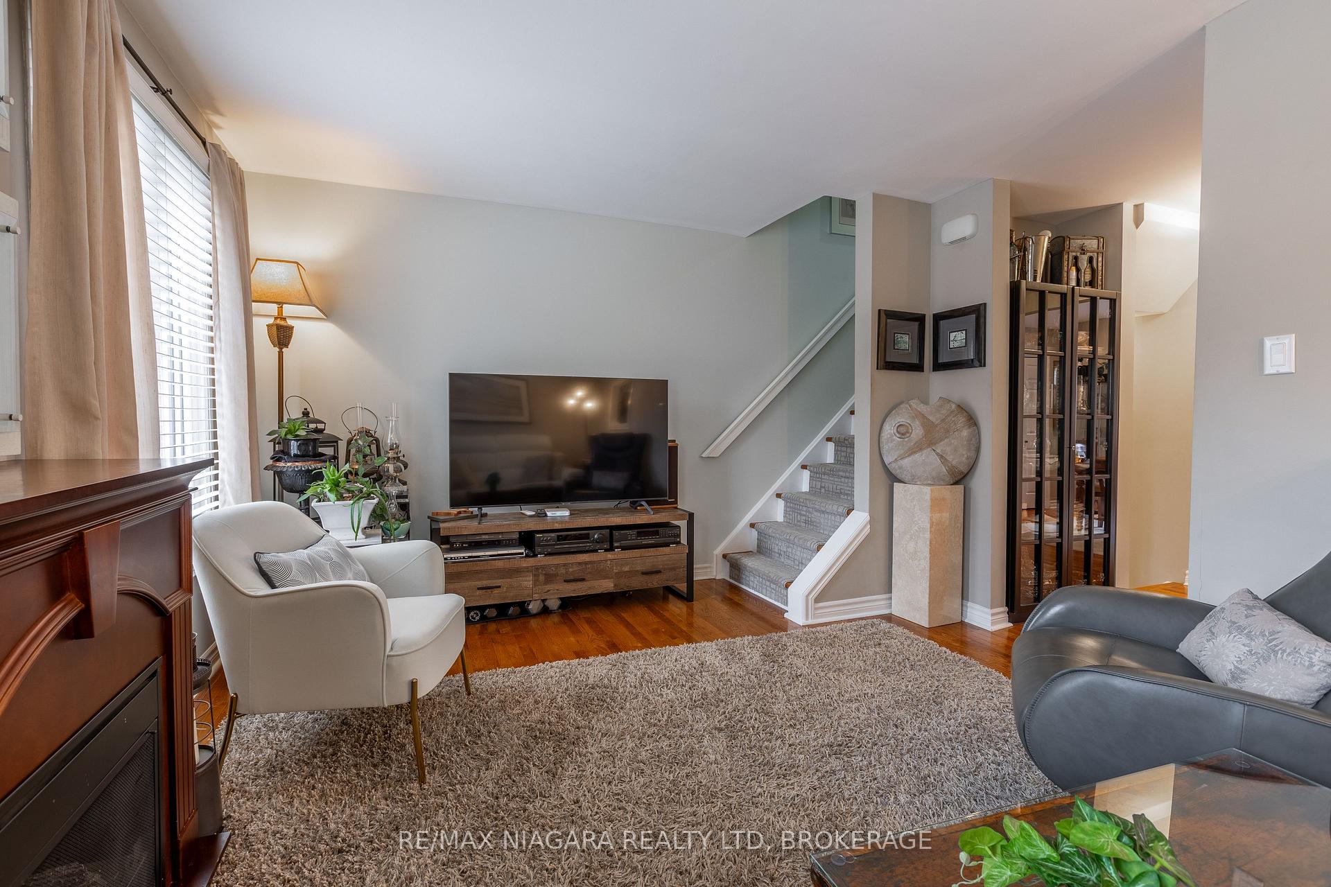 Photo 19 of Unit 5, 130 Livingston Avenue, Grimsby, Grimsby West — HOMEH