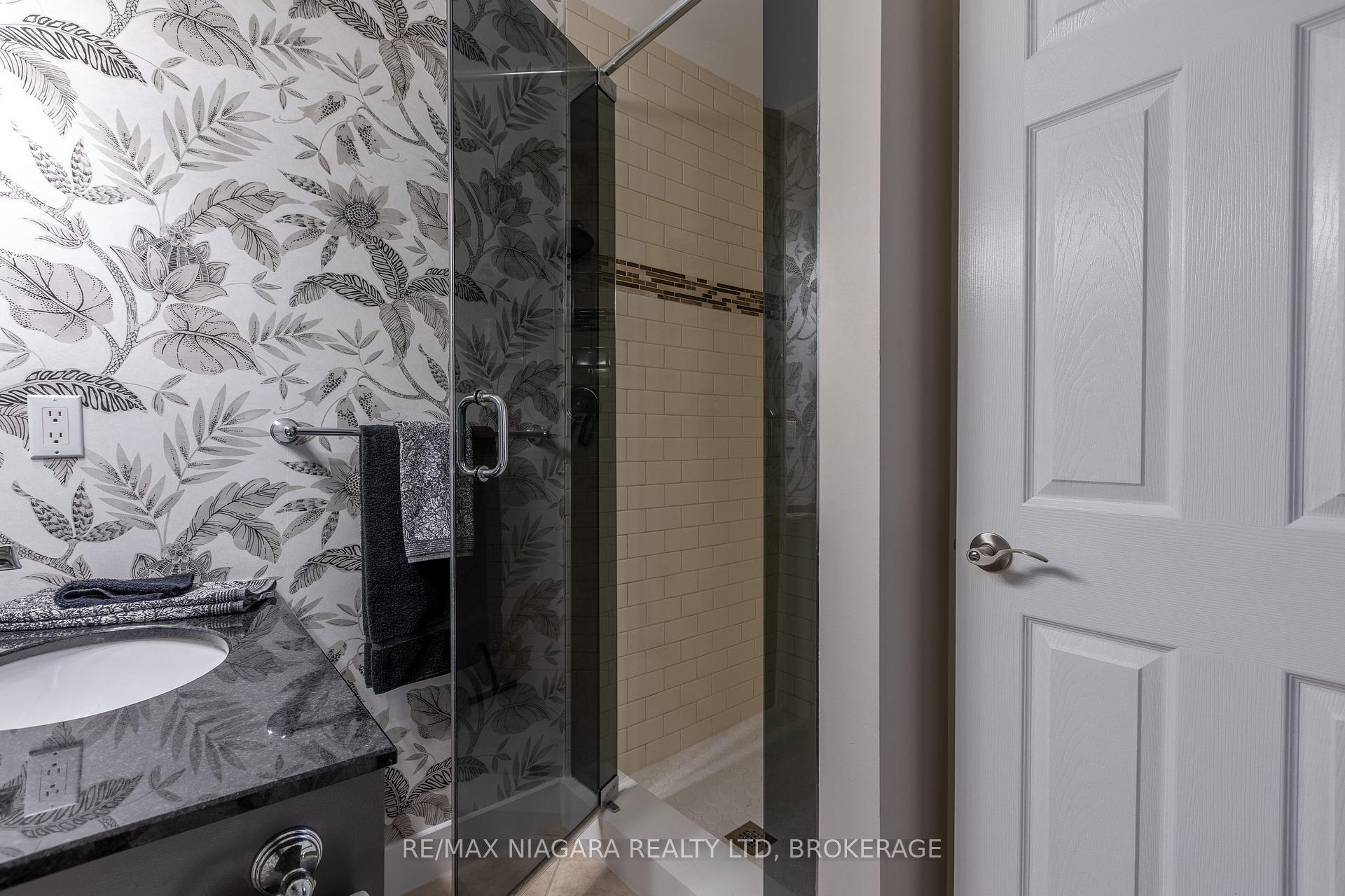 Photo 25 of Unit 5, 130 Livingston Avenue, Grimsby, Grimsby West — HOMEH