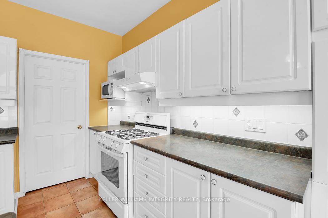 Photo 10 of 1042 Rocky Harbour Crescent, Ottawa, Riverside South/Gloucester Glen — HOMEH