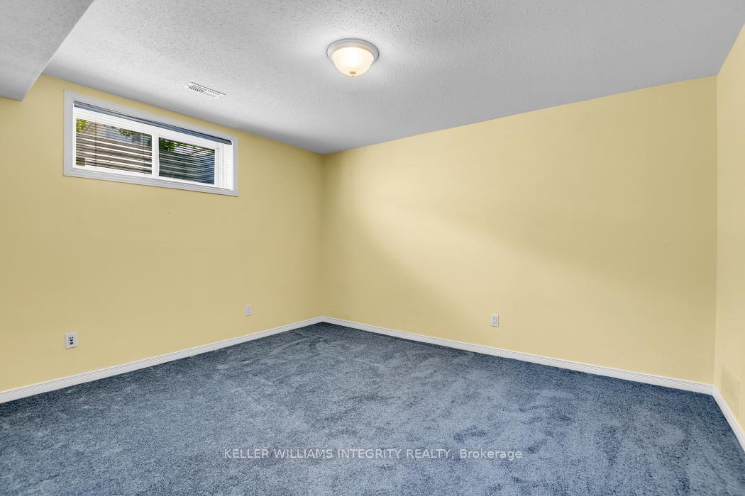 Photo 26 of 1042 Rocky Harbour Crescent, Ottawa, Riverside South/Gloucester Glen — HOMEH