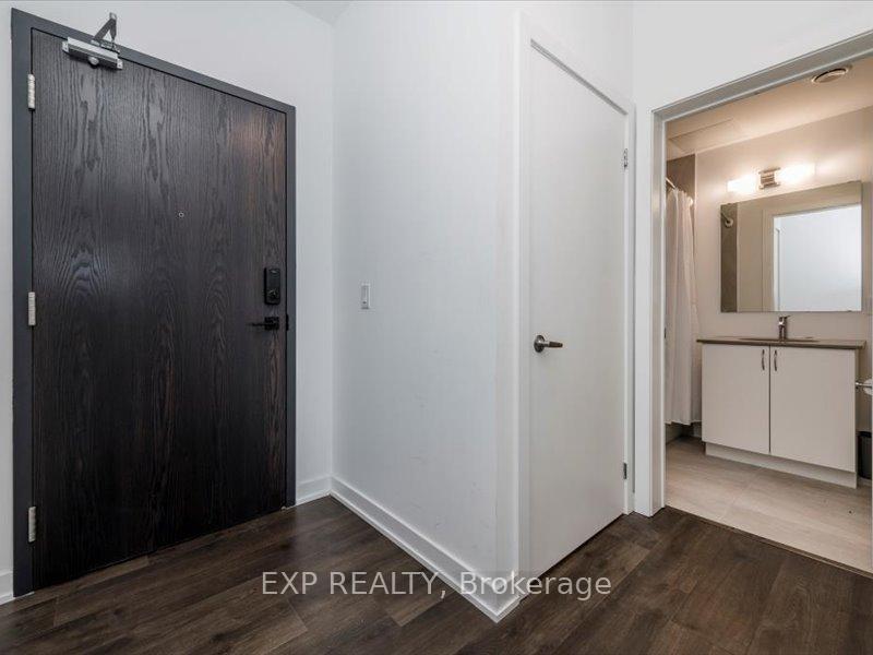 Photo 7 of Unit 708, 56 Lakeside Terrace, Barrie, Little Lake — HOMEH