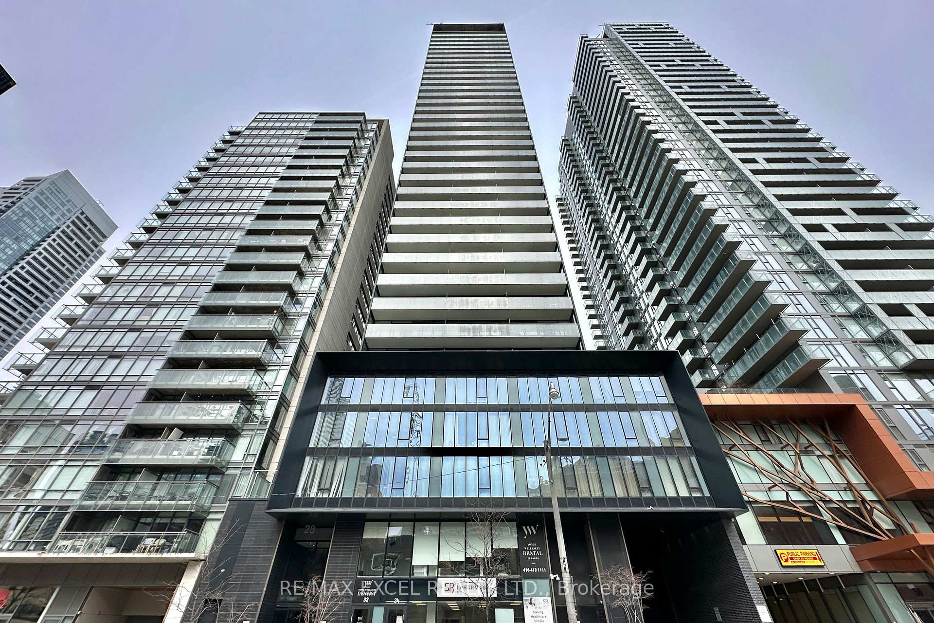 Photo 1 of Unit 2010, 28 Wellesley Street E, Toronto, Church-Yonge Corridor — HOMEH