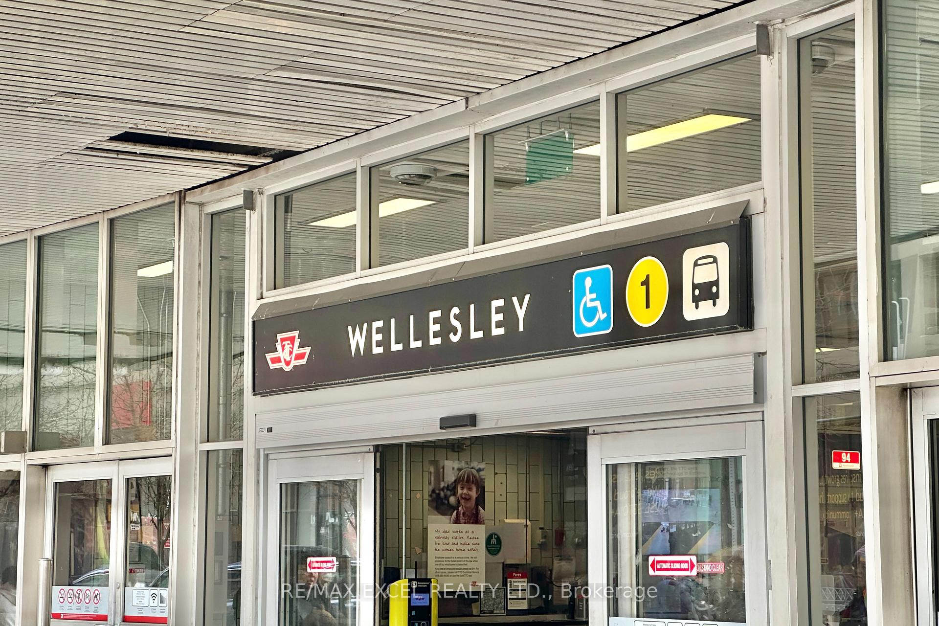 Photo 29 of Unit 2010, 28 Wellesley Street E, Toronto, Church-Yonge Corridor — HOMEH