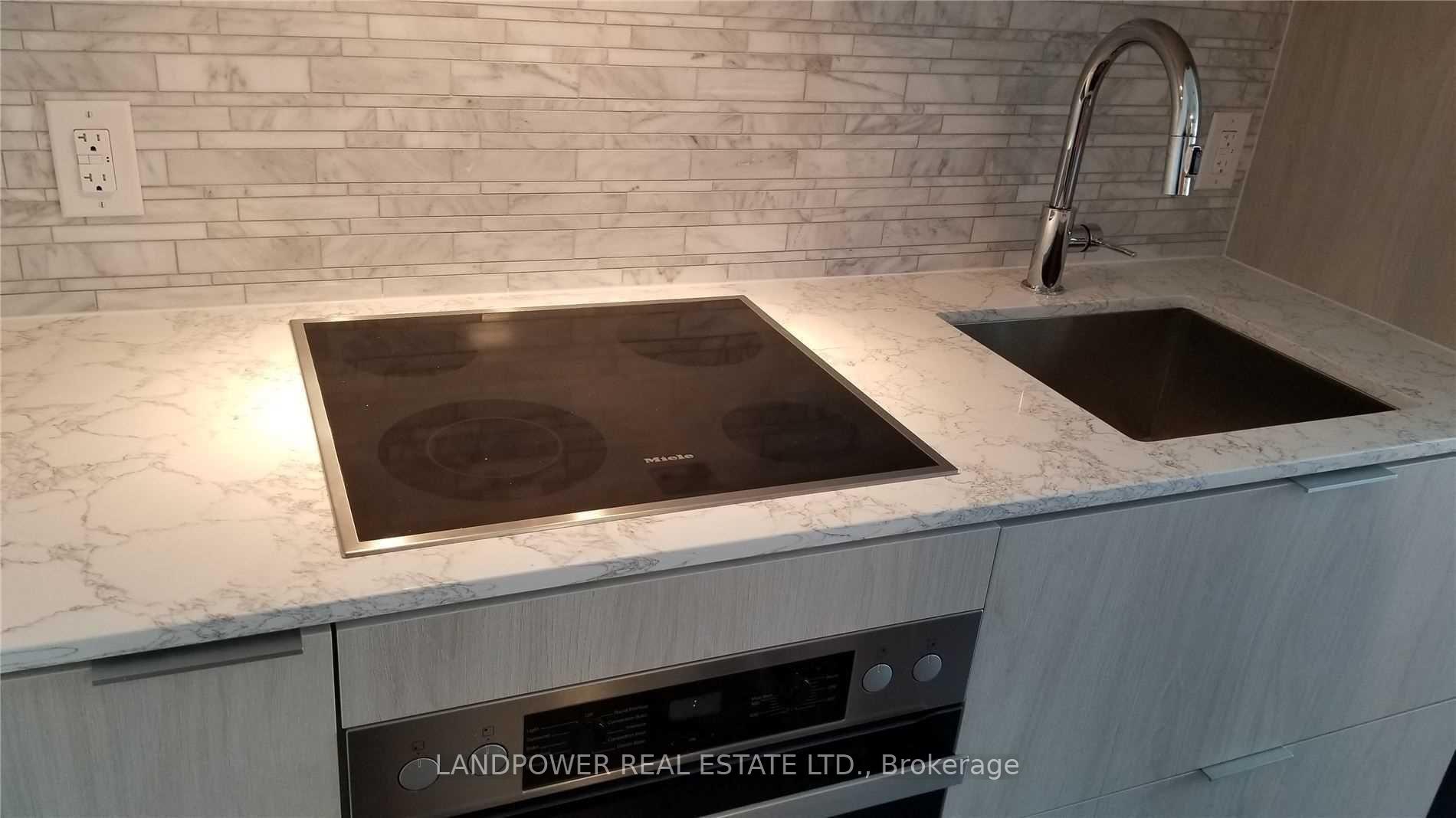 Photo 8 of Unit 2811, 20 Richardson Street, Toronto, Waterfront Communities — HOMEH