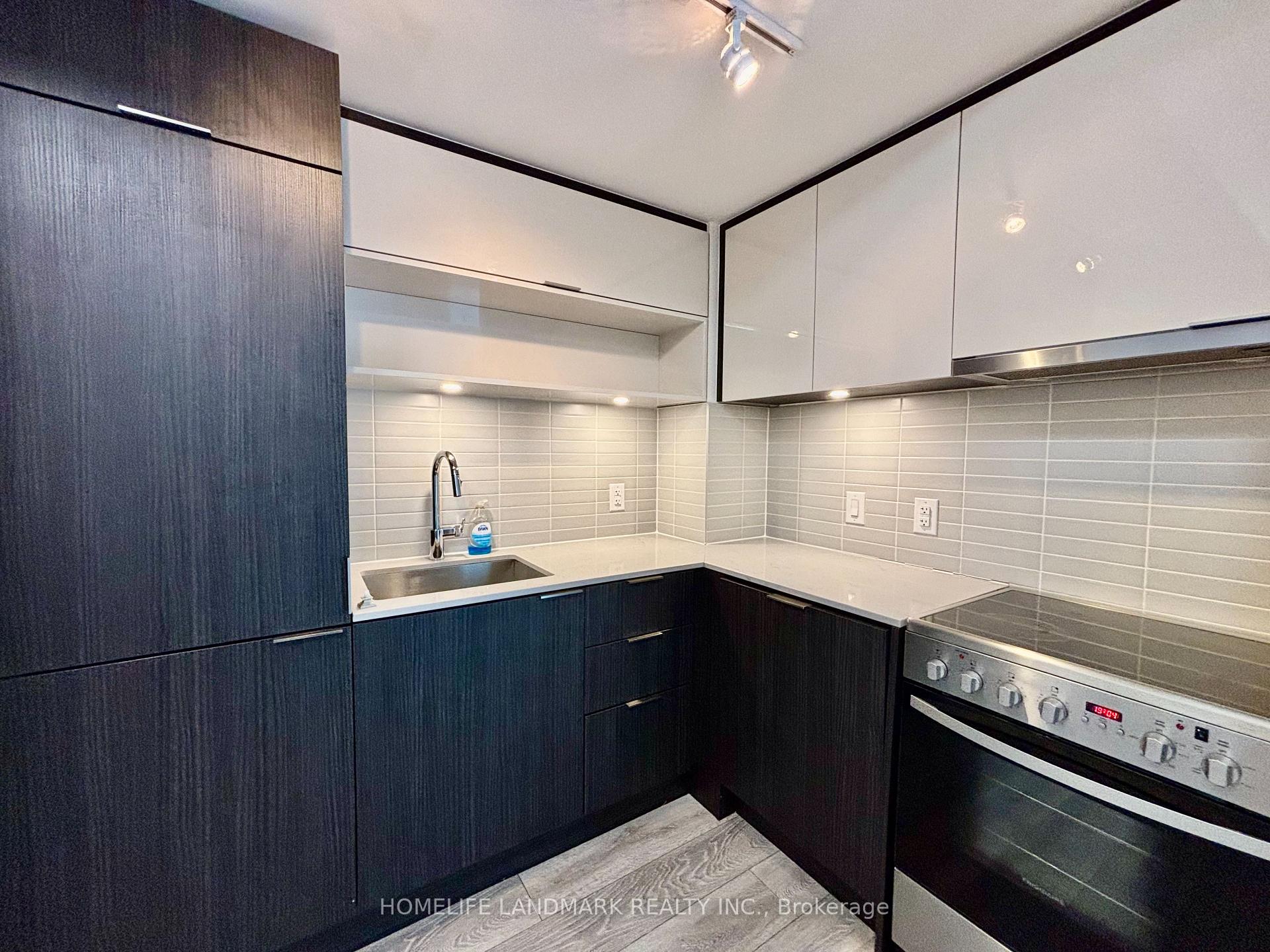 Photo 4 of Unit 602, 159 Wellesley Street E, Toronto, Cabbagetown-South St. James Town — HOMEH