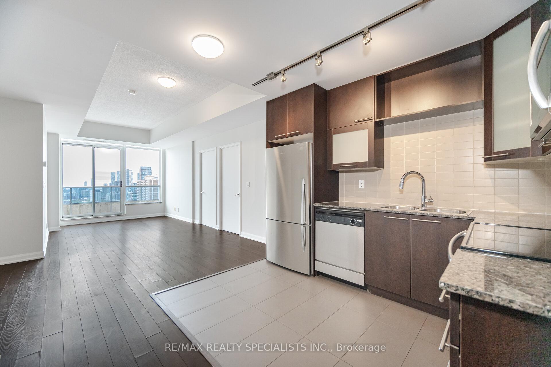 Photo 7 of Unit 2208, 500 Sherbourne Street, Toronto, North St. James Town — HOMEH
