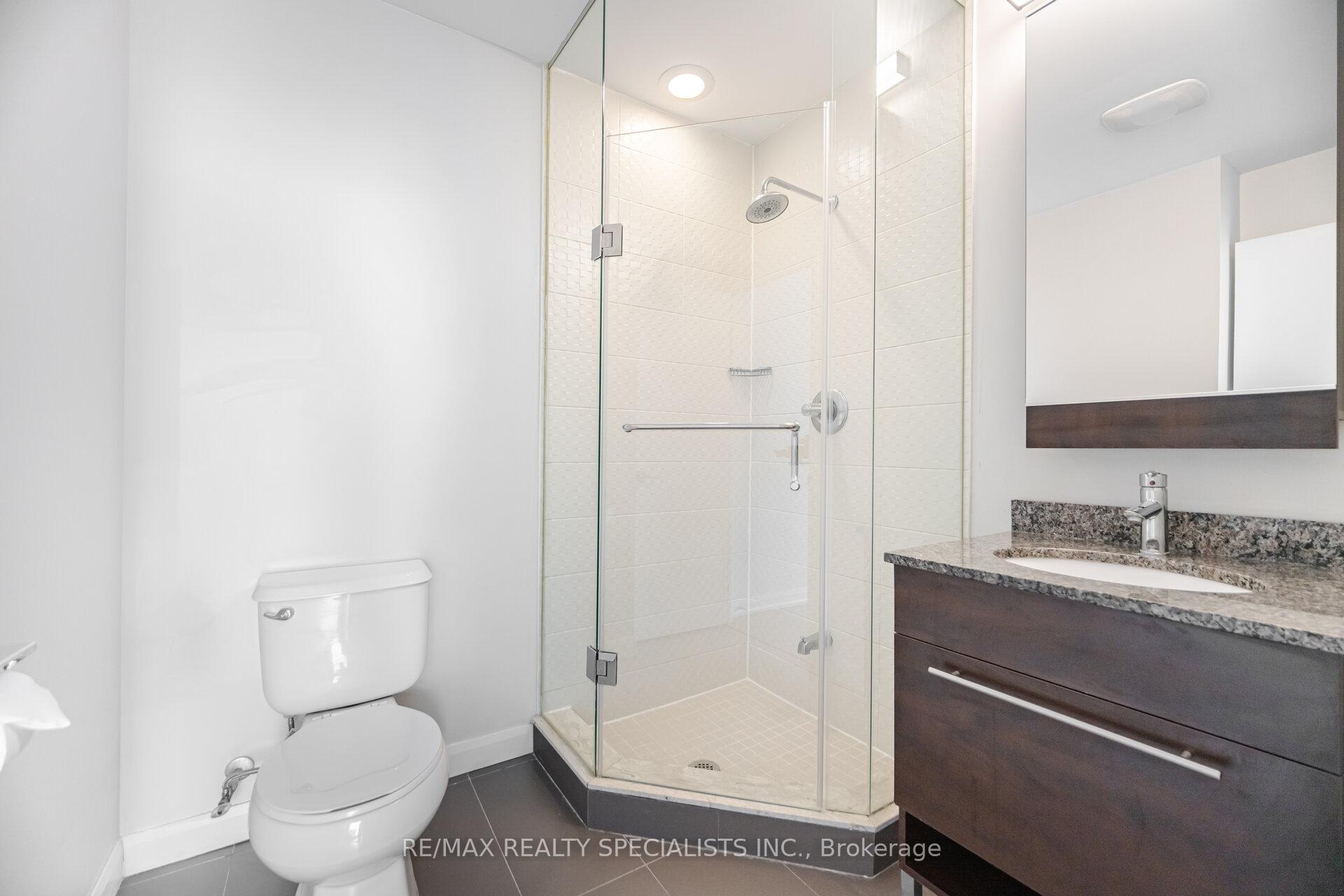 Photo 10 of Unit 2208, 500 Sherbourne Street, Toronto, North St. James Town — HOMEH