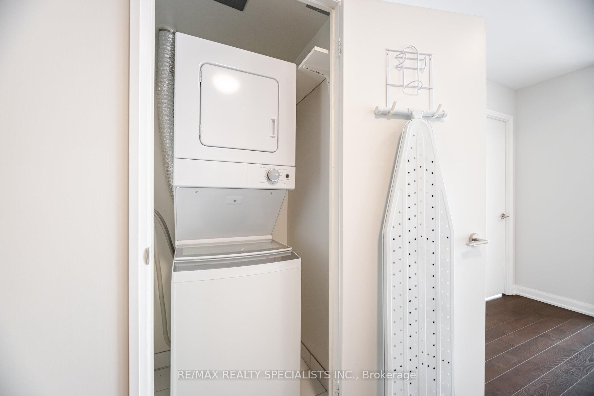 Photo 18 of Unit 2208, 500 Sherbourne Street, Toronto, North St. James Town — HOMEH