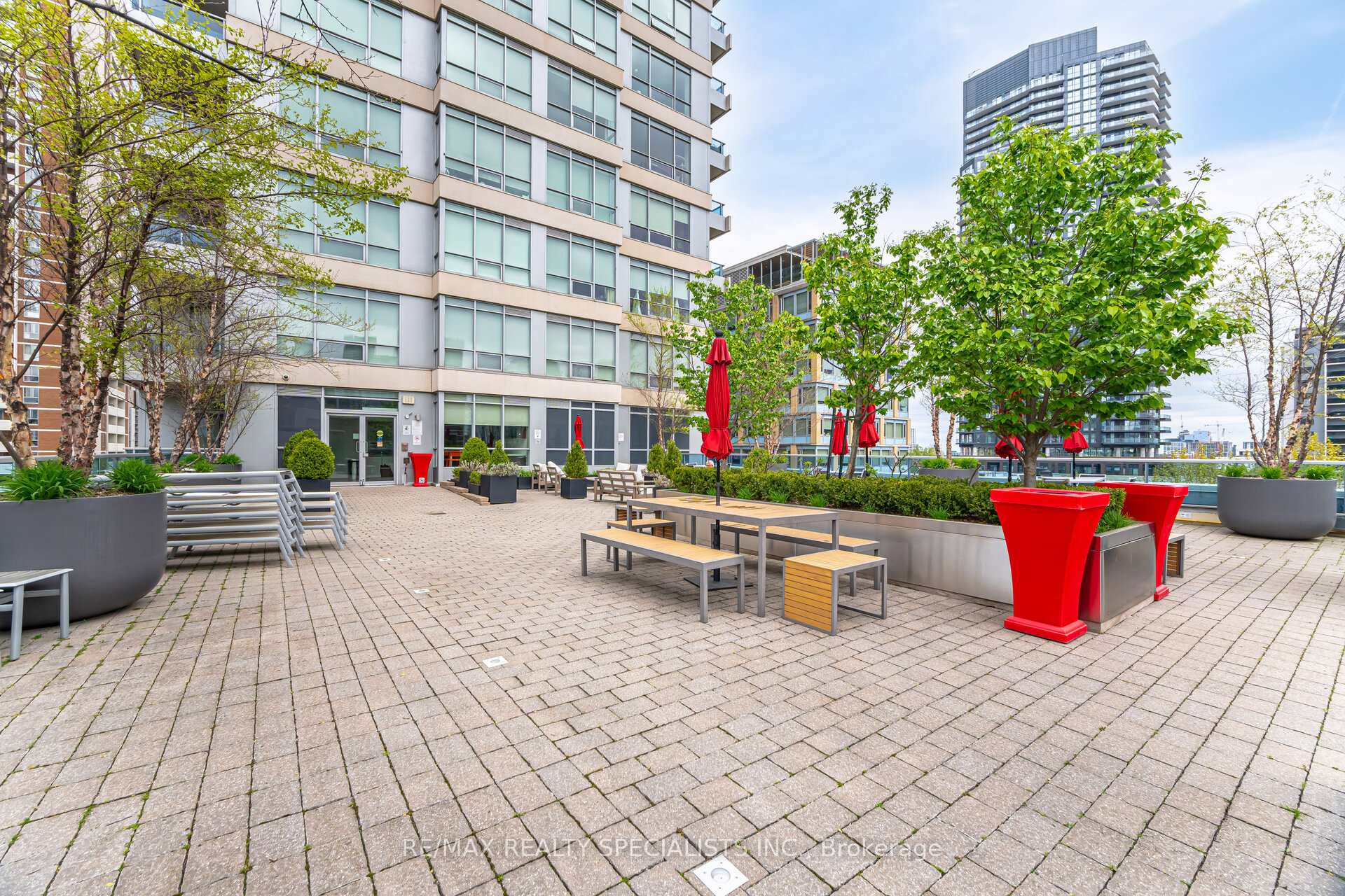 Photo 20 of Unit 2208, 500 Sherbourne Street, Toronto, North St. James Town — HOMEH
