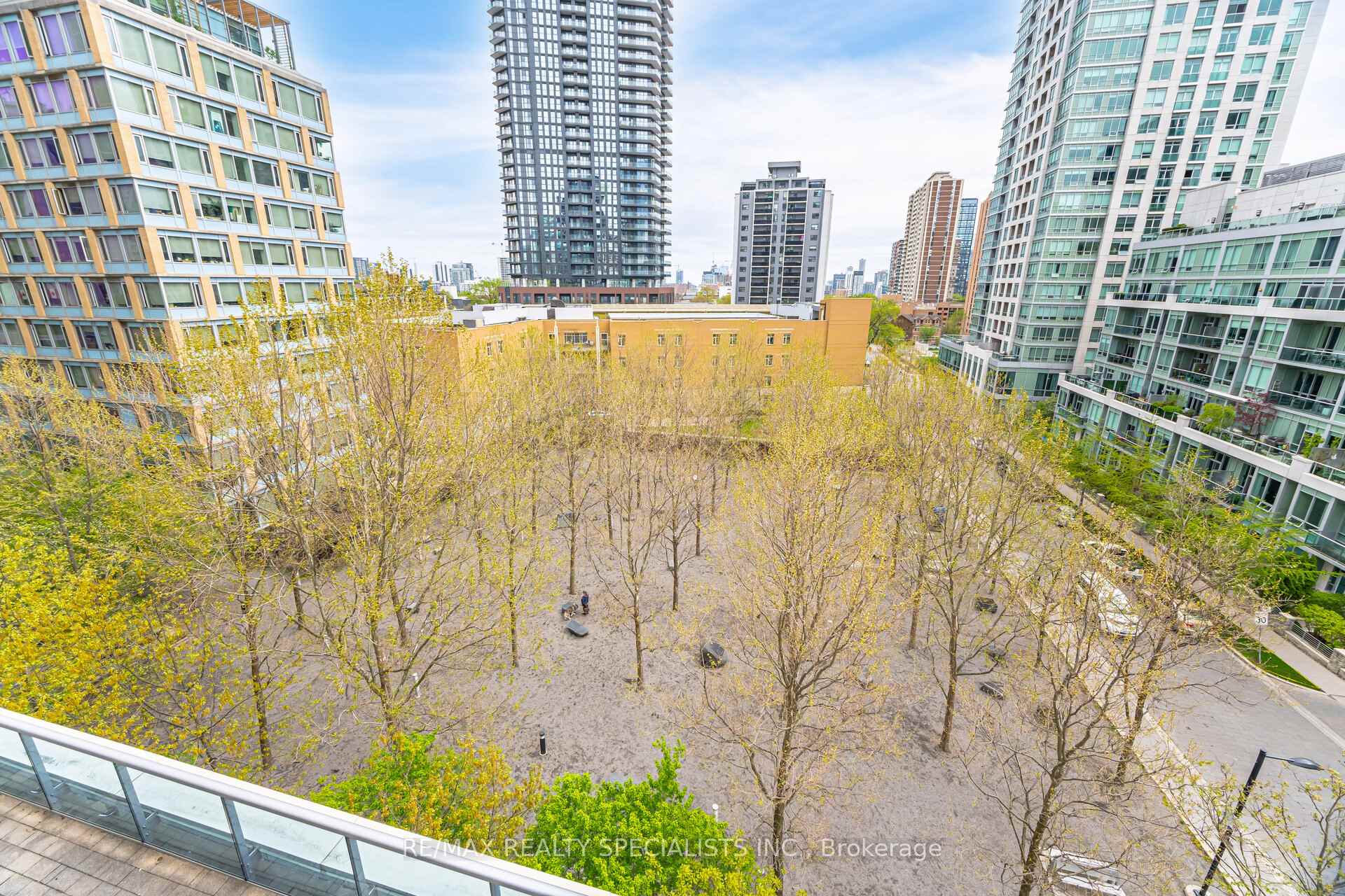 Photo 23 of Unit 2208, 500 Sherbourne Street, Toronto, North St. James Town — HOMEH