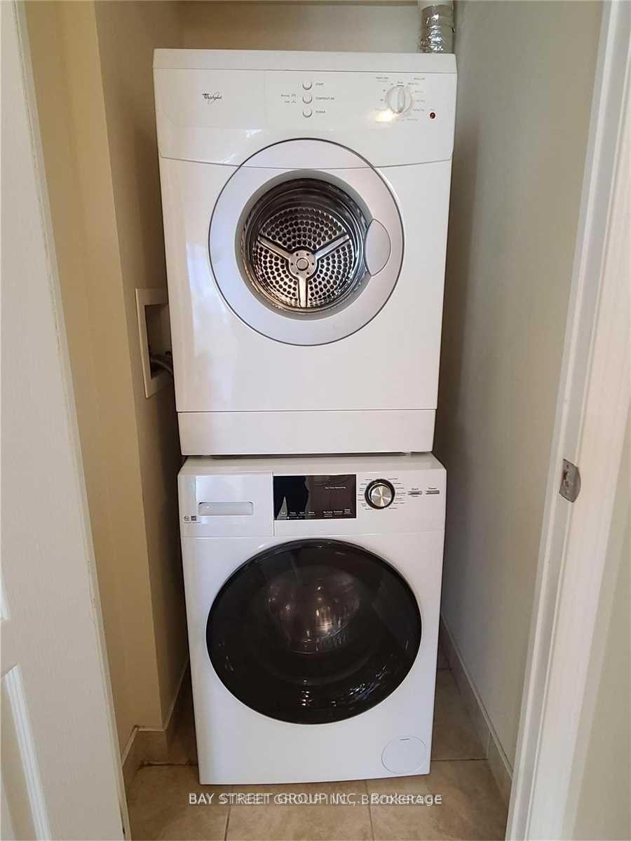 Photo 13 of Unit 302, 55 South Town Centre Boulevard, Markham, Unionville — HOMEH
