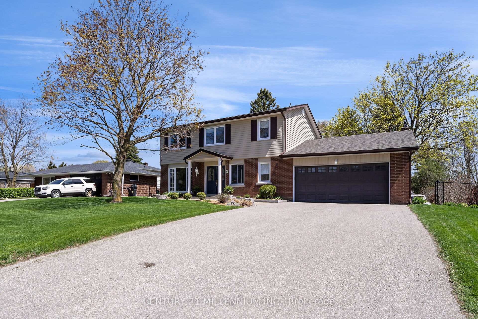 Photo 3 of 92 Waterford Drive, Erin — HOMEH