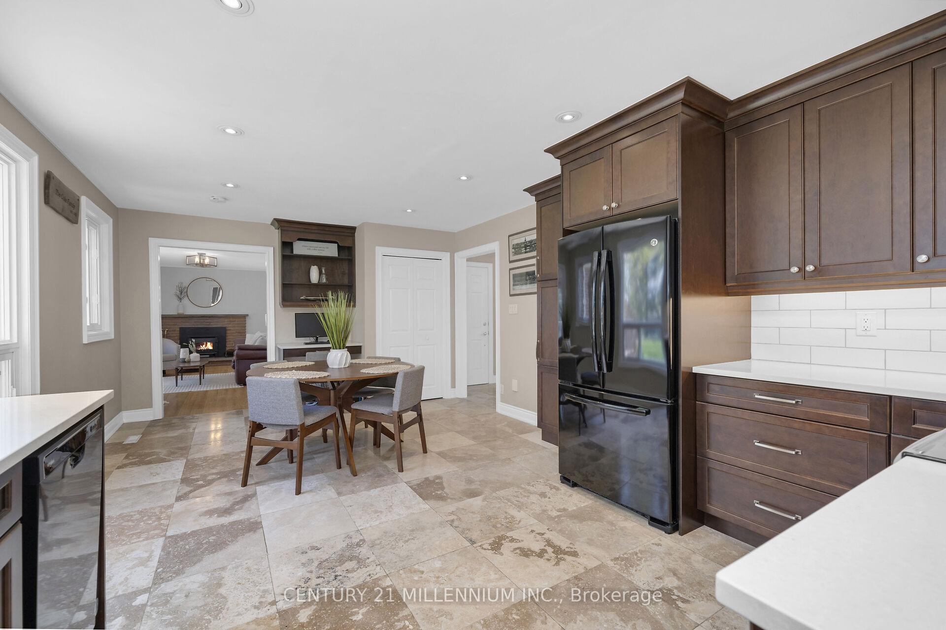 Photo 13 of 92 Waterford Drive, Erin — HOMEH