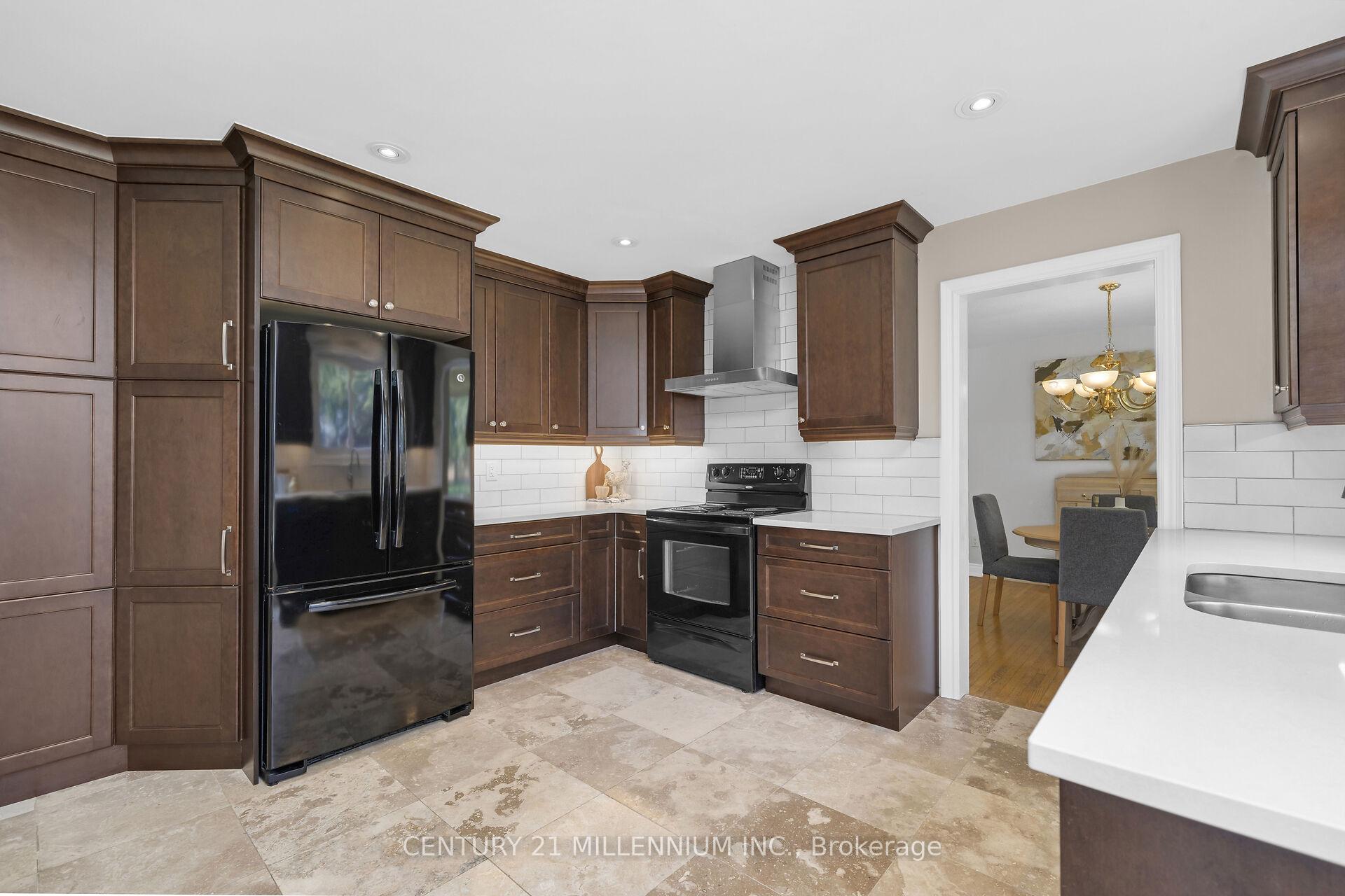 Photo 16 of 92 Waterford Drive, Erin — HOMEH