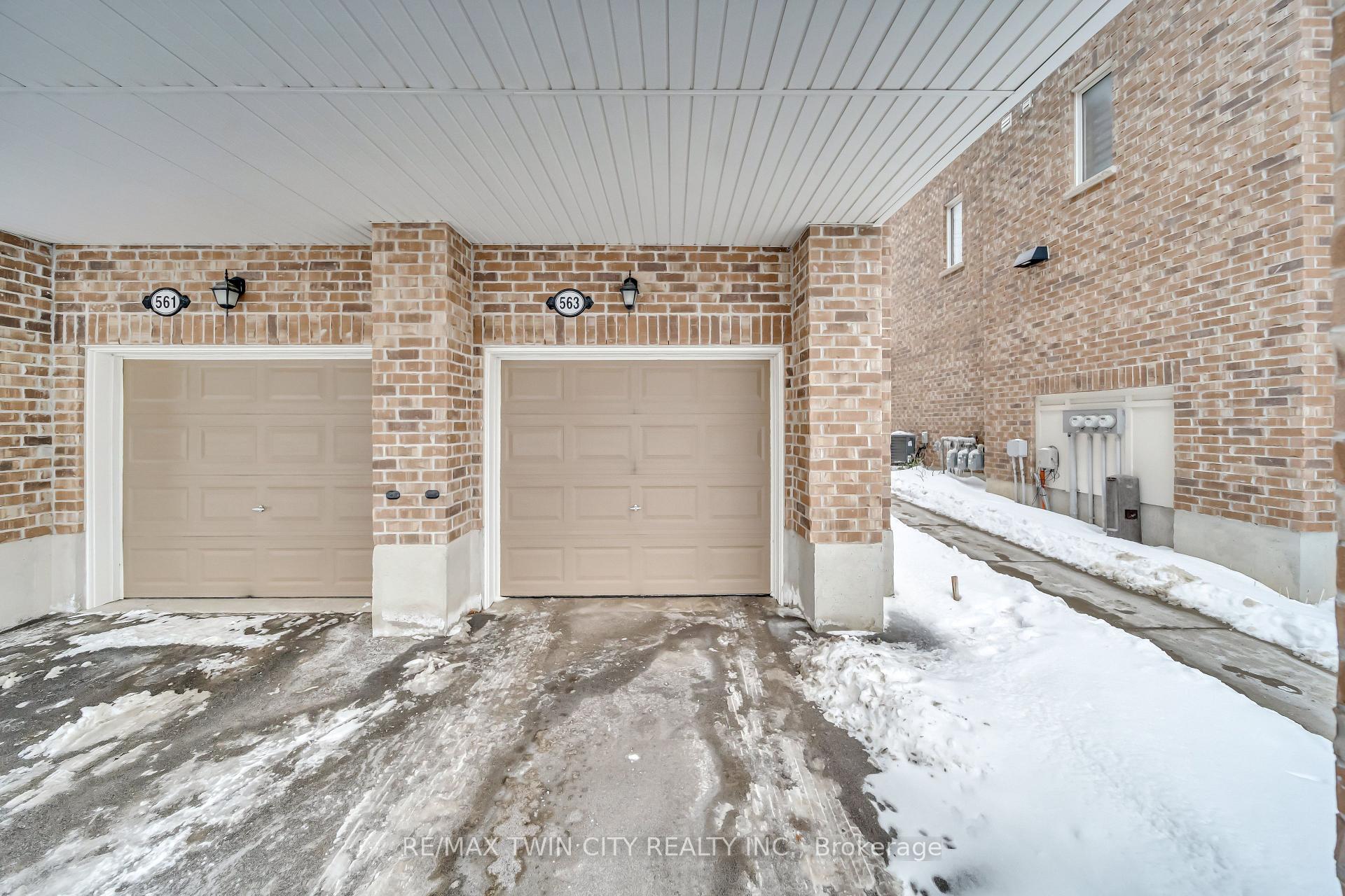 Photo 37 of 563 Goldenrod Lane, Kitchener — HOMEH