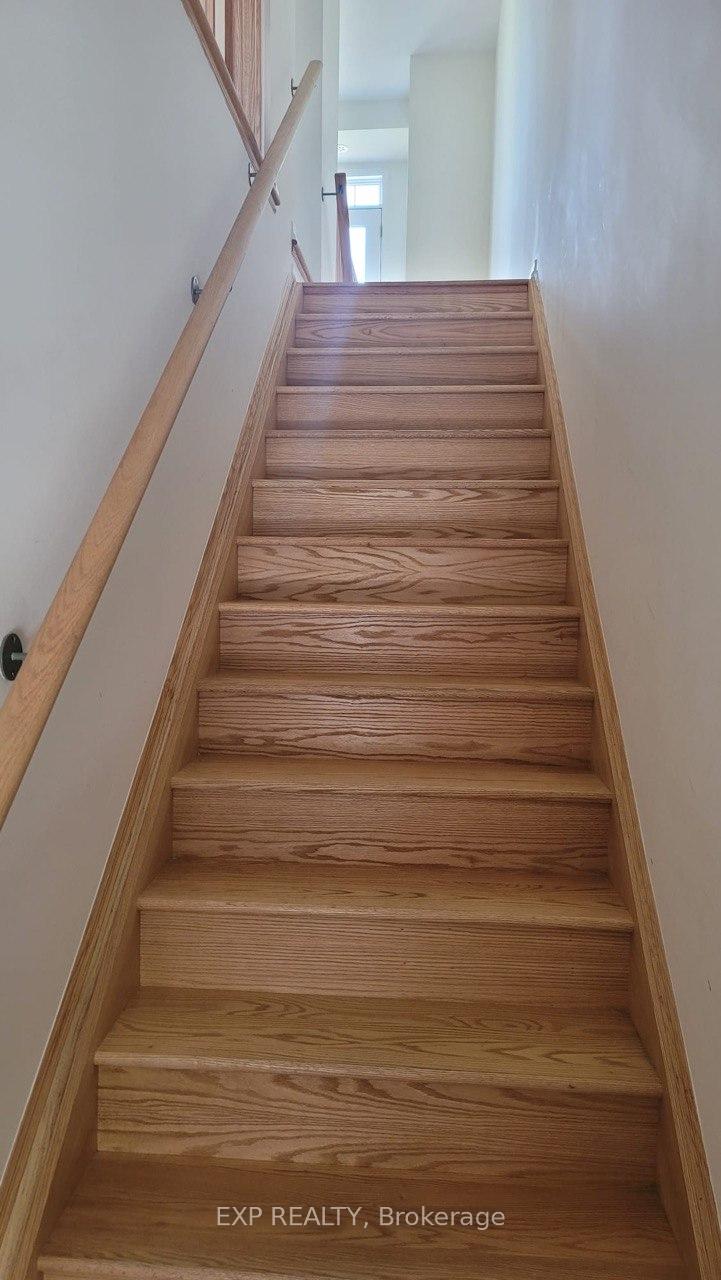 Photo 2 of Unit 27, 2663 Magdalen Path, Oshawa, Windfields — HOMEH