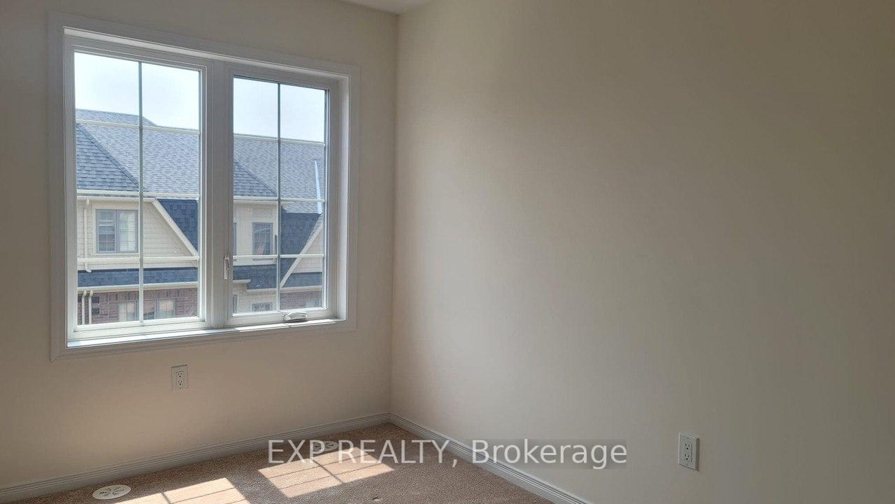 Photo 9 of Unit 27, 2663 Magdalen Path, Oshawa, Windfields — HOMEH
