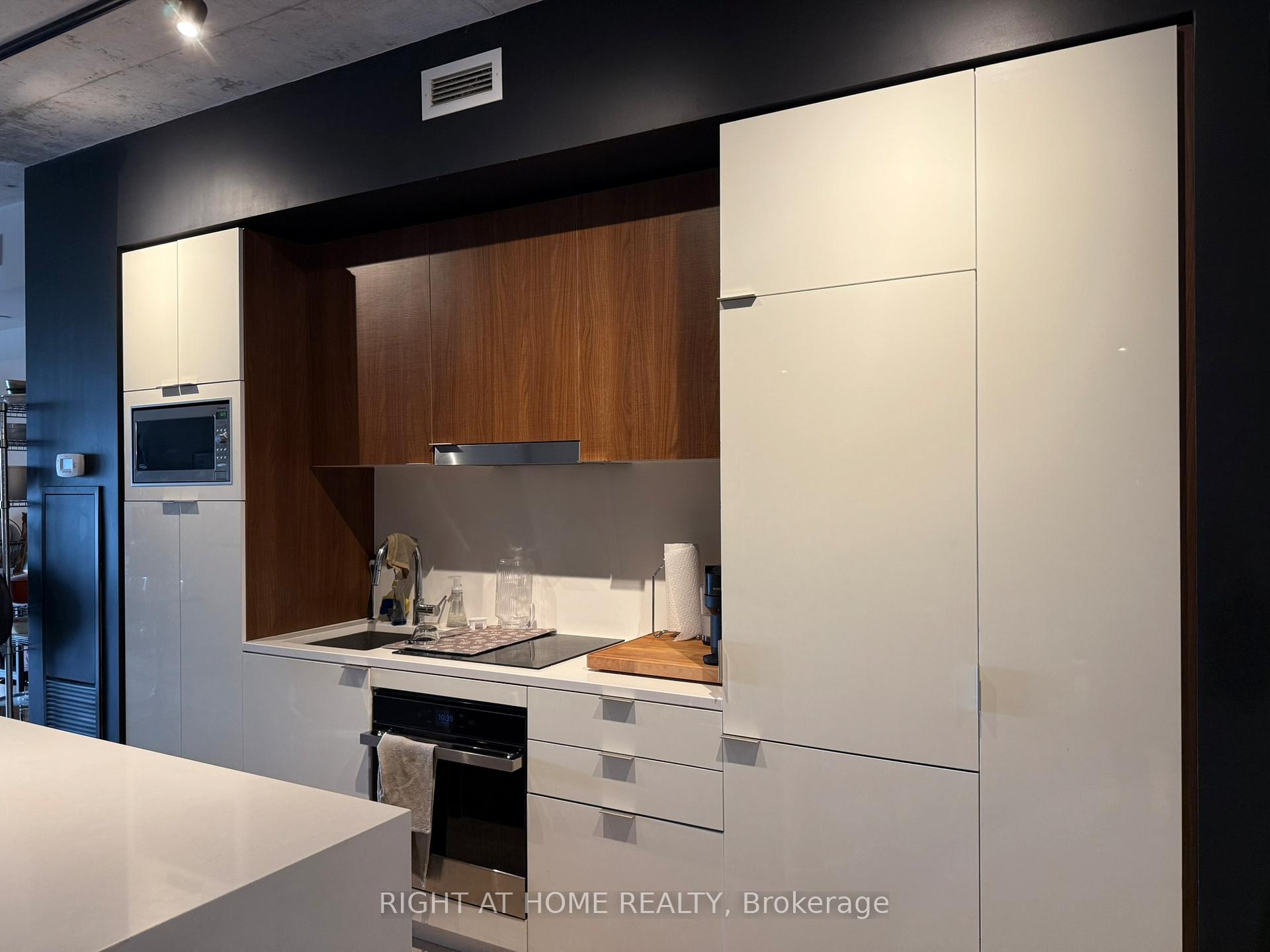 Photo 70 of Unit 809, 170 Bayview Avenue, Toronto, Waterfront Communities — HOMEH