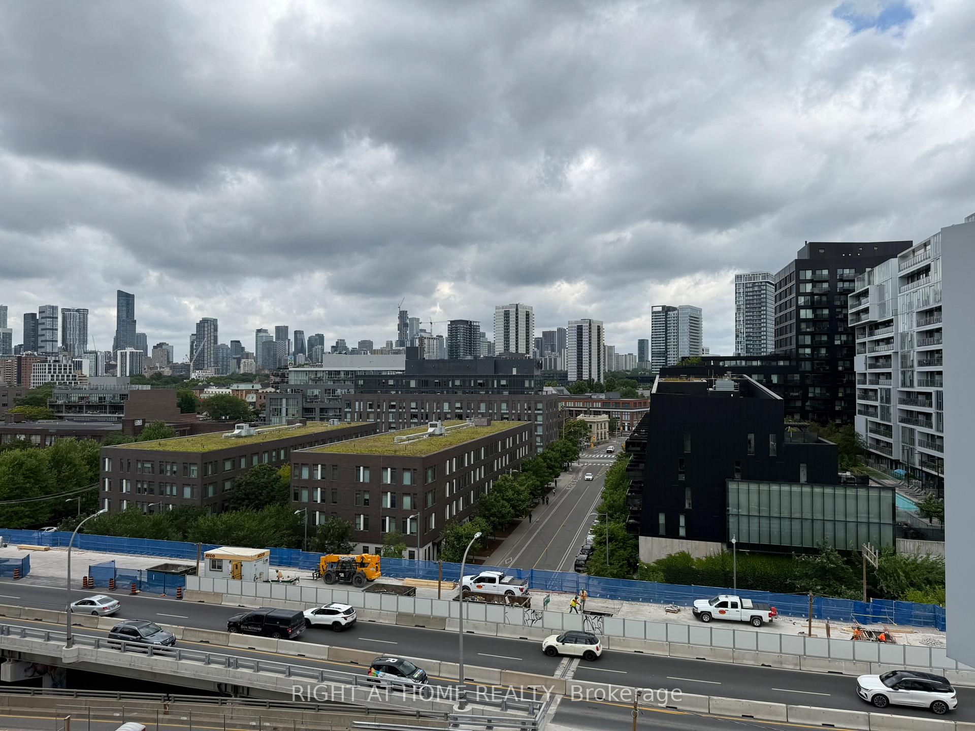 Photo 74 of Unit 809, 170 Bayview Avenue, Toronto, Waterfront Communities — HOMEH