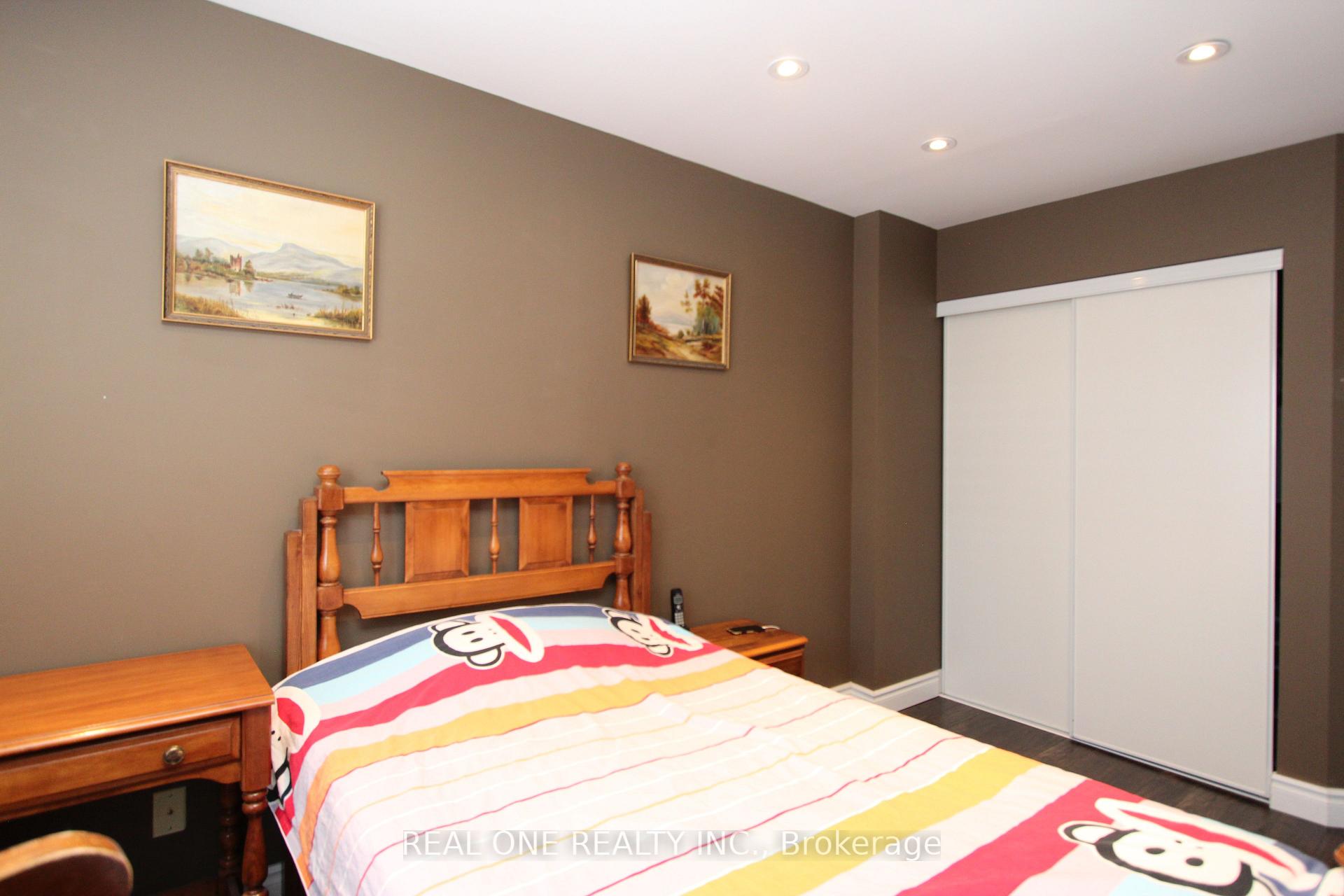 Photo 12 of Unit 25, 10 Cox Boulevard, Markham, Unionville — HOMEH
