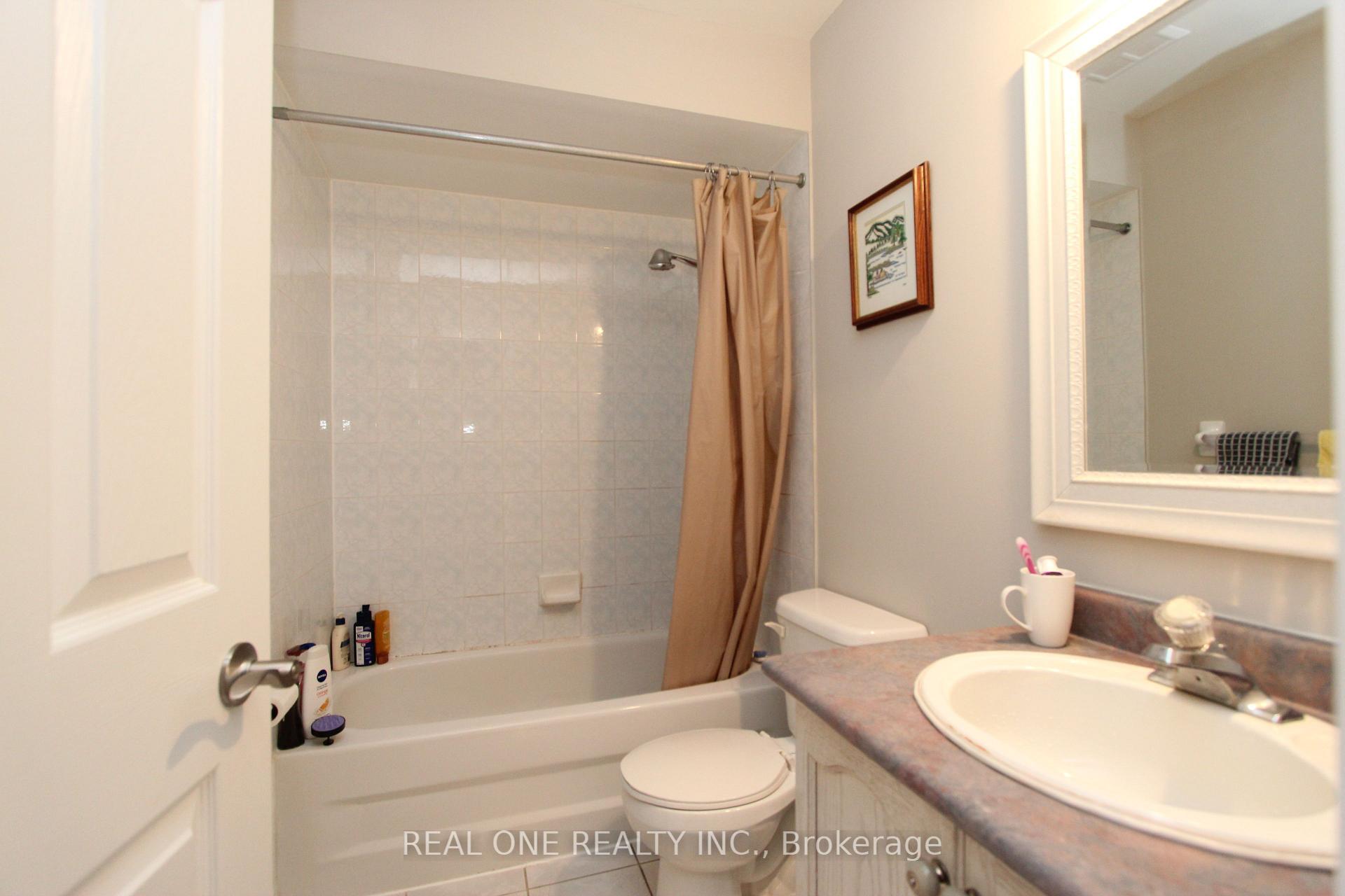 Photo 15 of Unit 25, 10 Cox Boulevard, Markham, Unionville — HOMEH