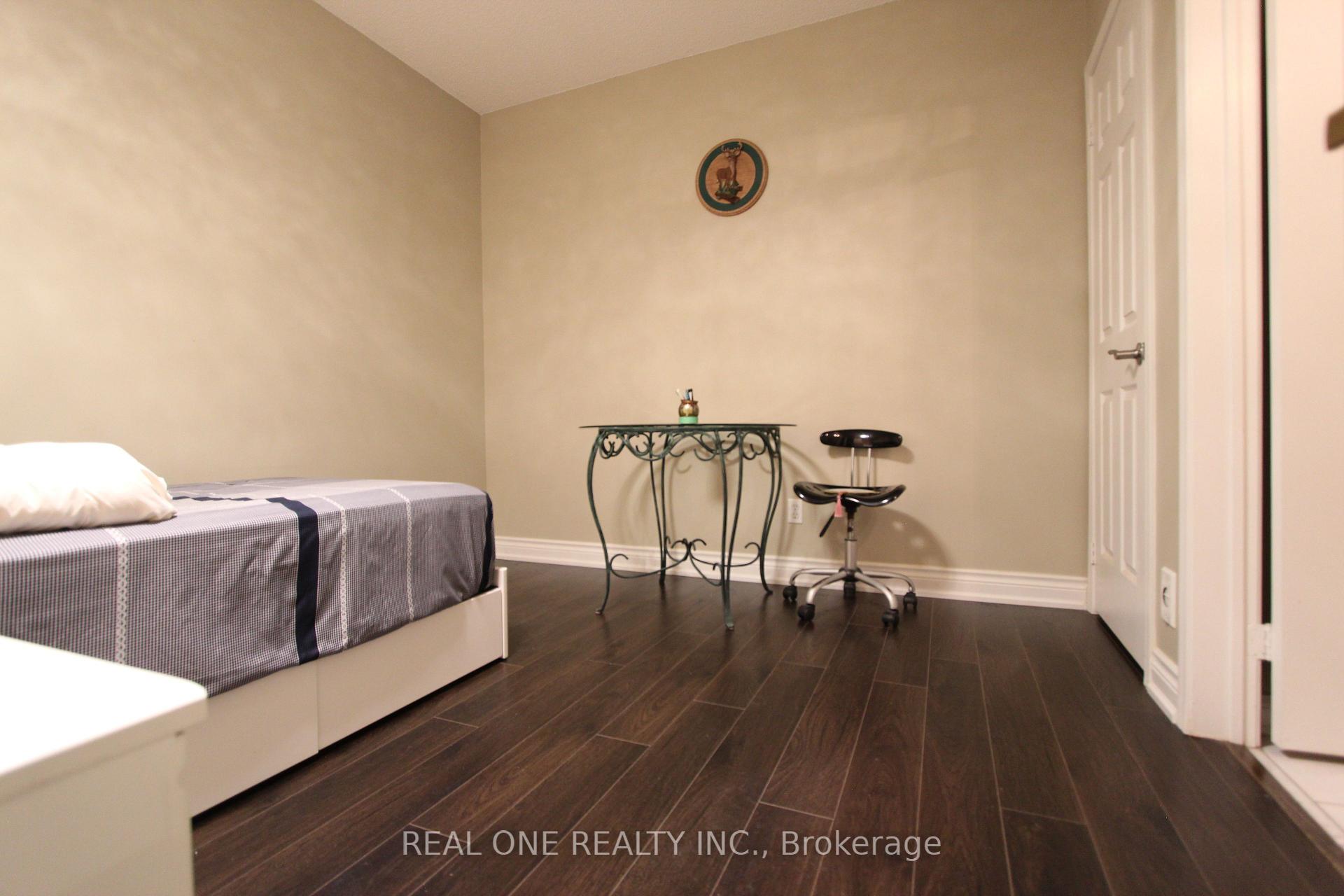 Photo 21 of Unit 25, 10 Cox Boulevard, Markham, Unionville — HOMEH