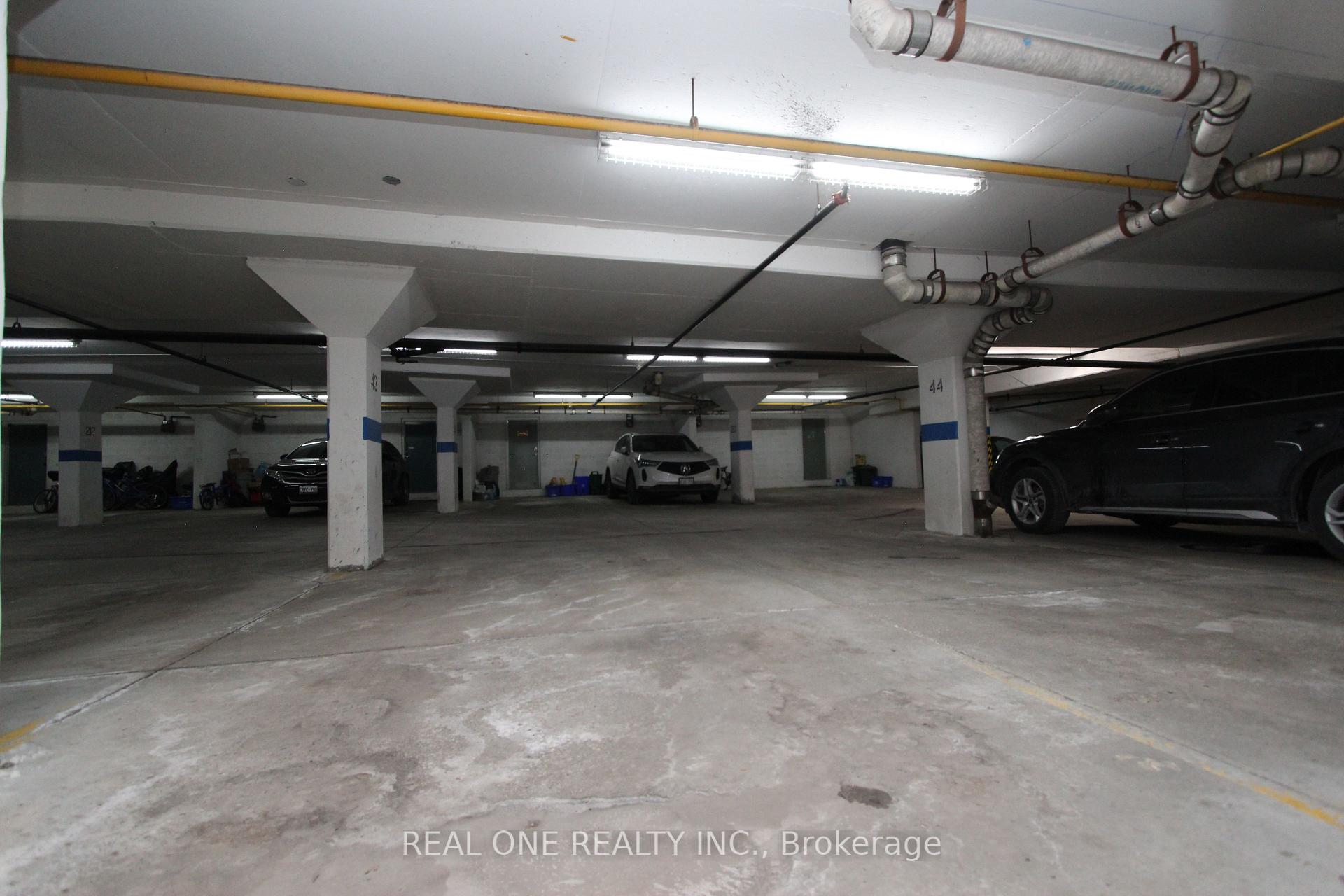 Photo 24 of Unit 25, 10 Cox Boulevard, Markham, Unionville — HOMEH