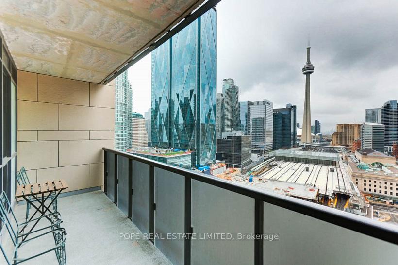 Photo 18 of Unit 2003, 1 The Esplanade, Toronto, Waterfront Communities — HOMEH