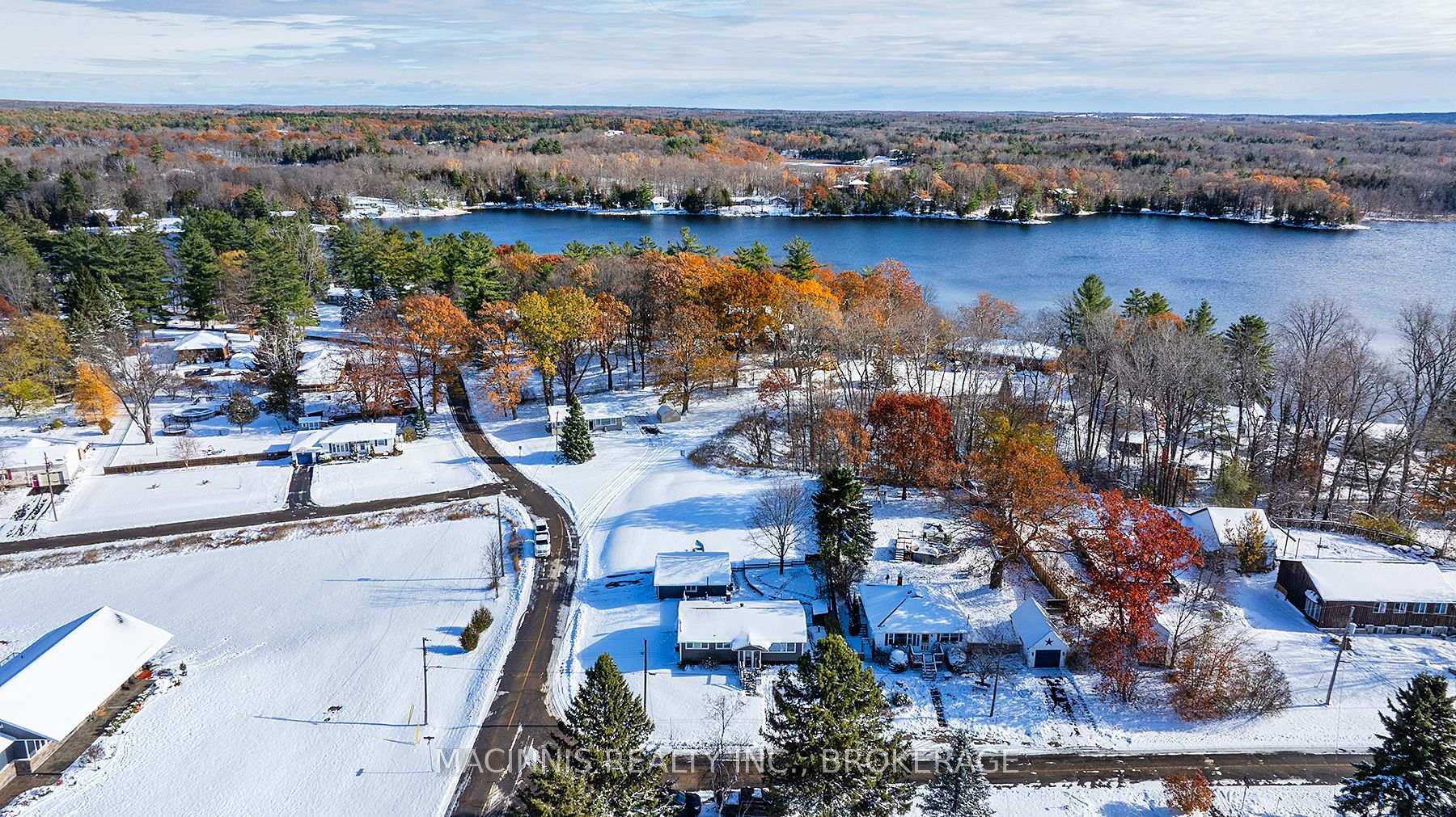 Photo 1 of 6196 Lakeview Drive, Frontenac, Frontenac South — HOMEH