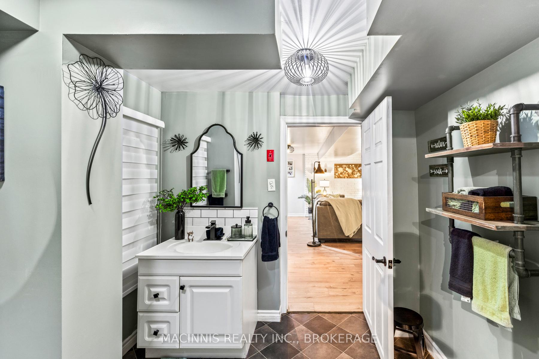 Photo 30 of 6196 Lakeview Drive, Frontenac, Frontenac South — HOMEH