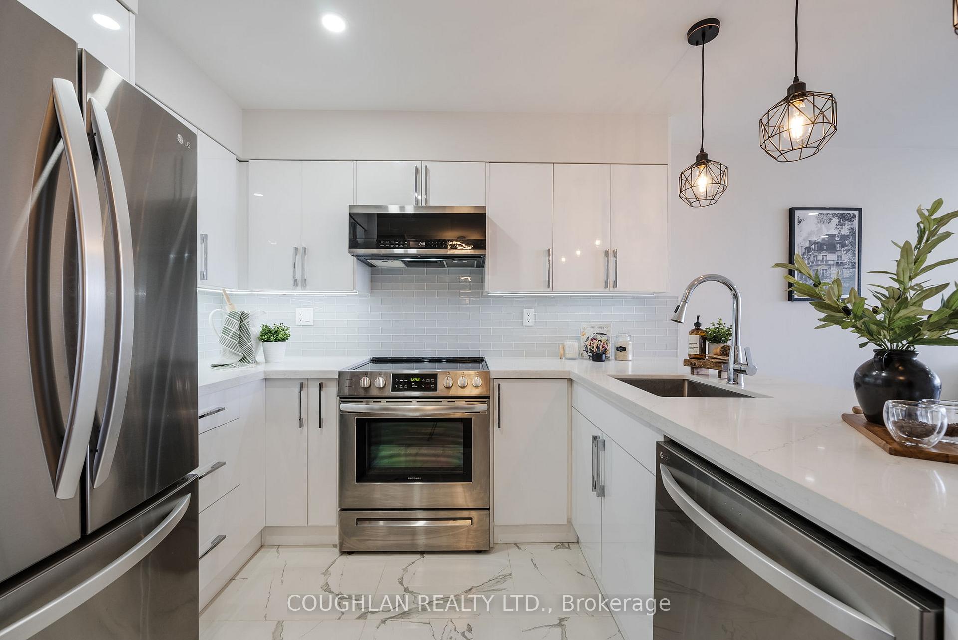 Photo 7 of Unit 805, 1665 Pickering Parkway, Pickering, Village East — HOMEH