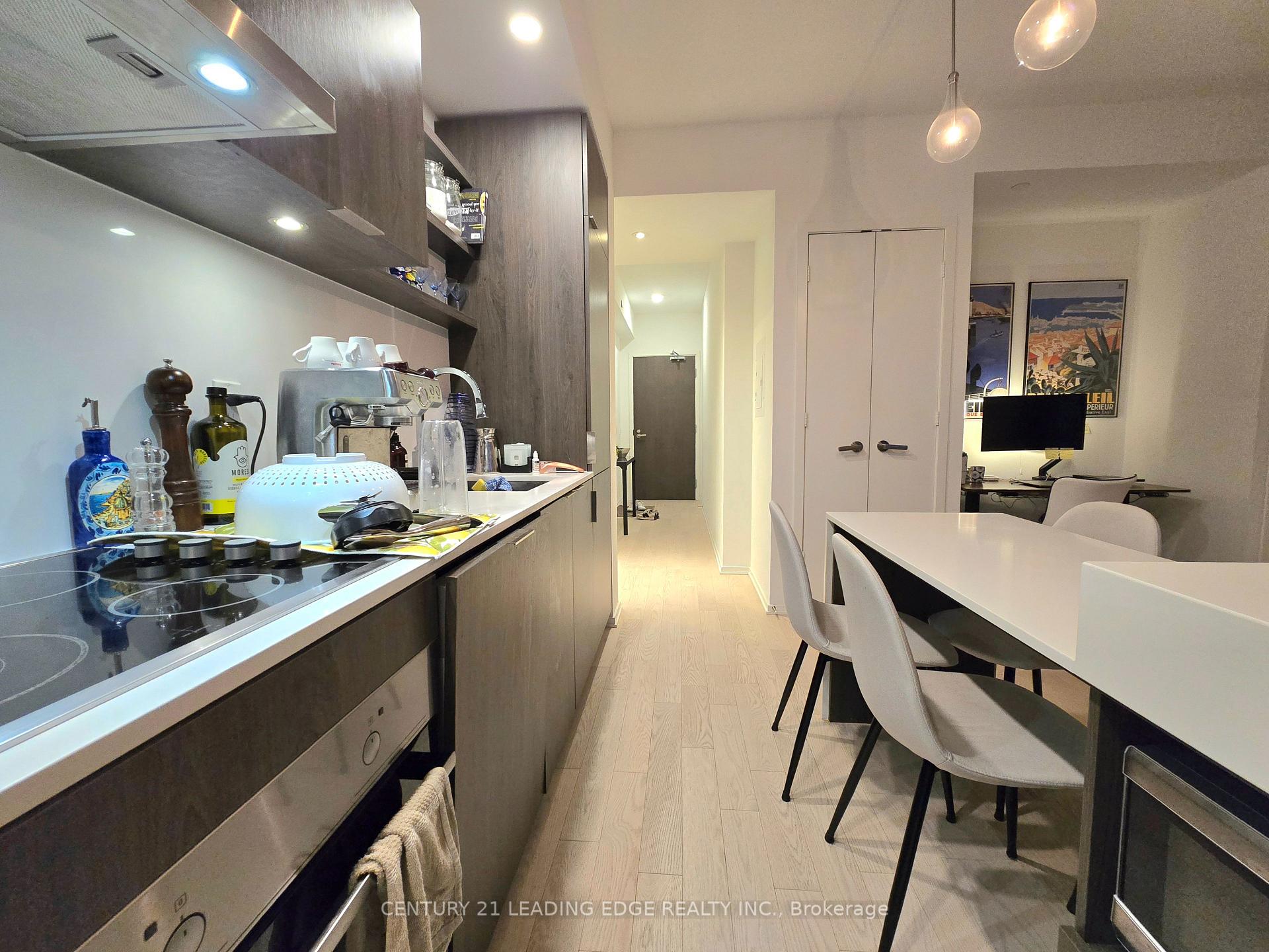 Photo 7 of Unit 811, 12 Bonnycastle Street, Toronto, Waterfront Communities — HOMEH