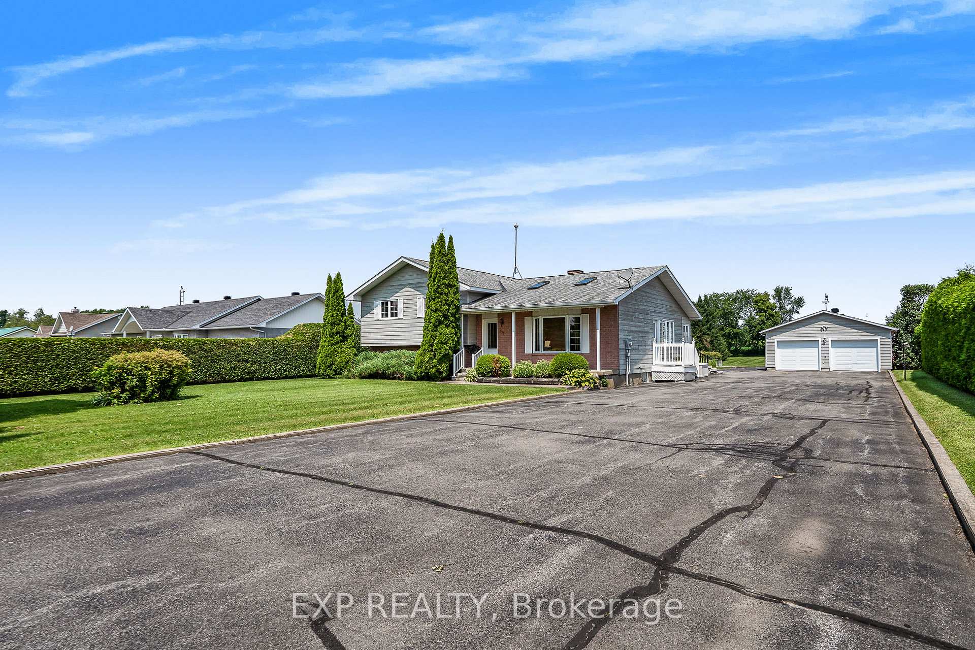 Photo 2 of 733 Greenlane Road, Champlain, Champlain Twp — HOMEH
