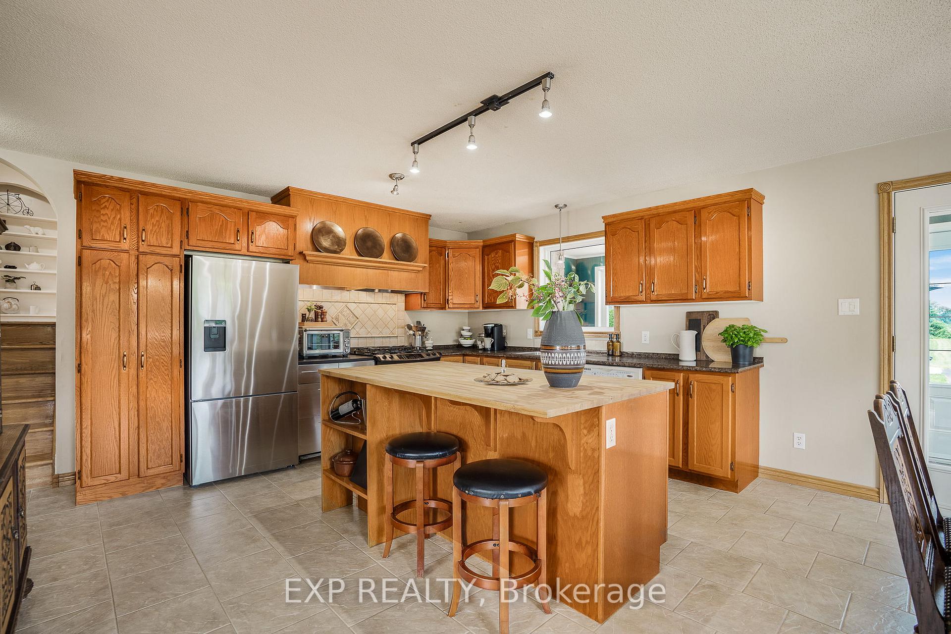 Photo 5 of 733 Greenlane Road, Champlain, Champlain Twp — HOMEH