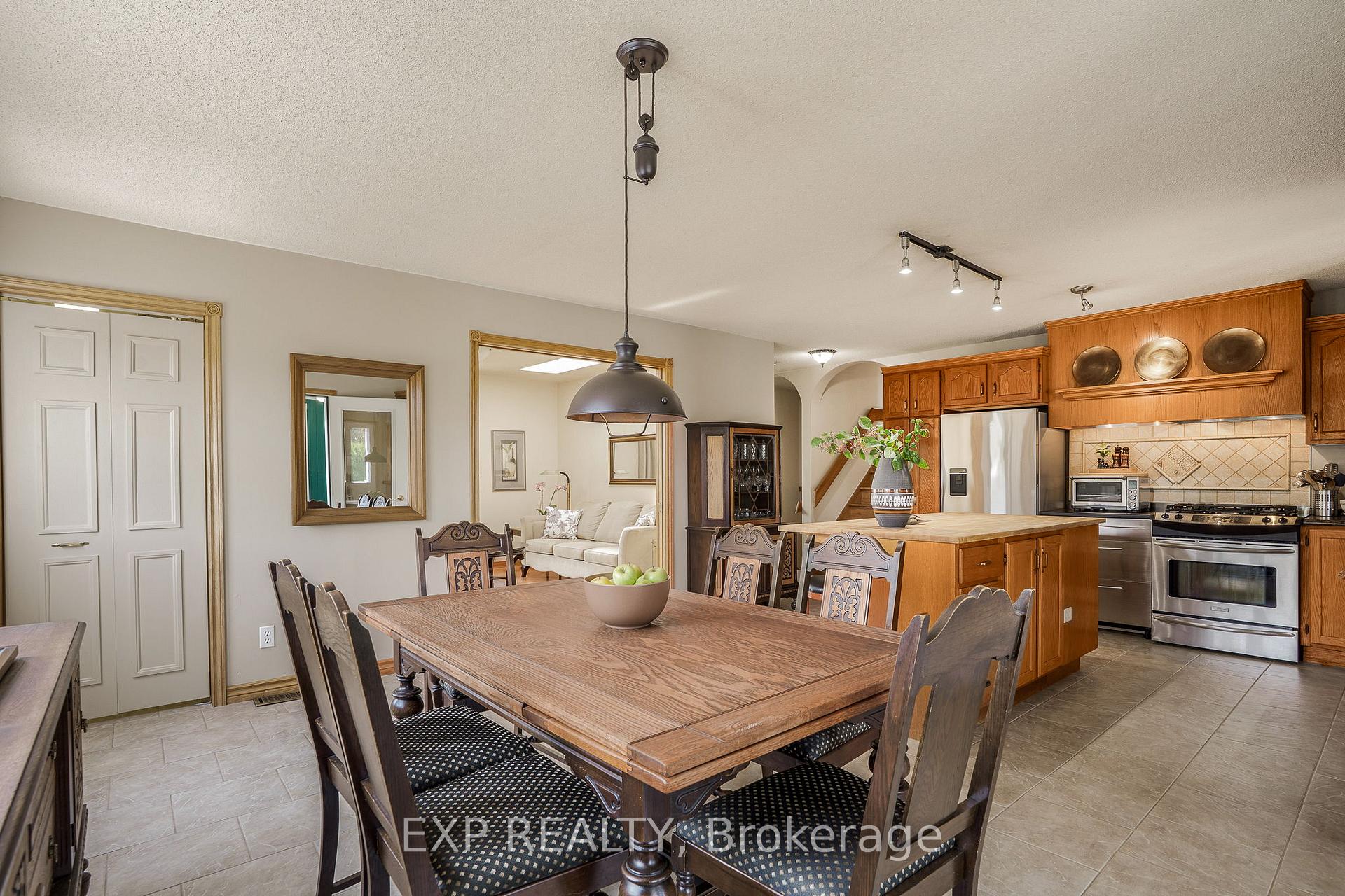 Photo 11 of 733 Greenlane Road, Champlain, Champlain Twp — HOMEH