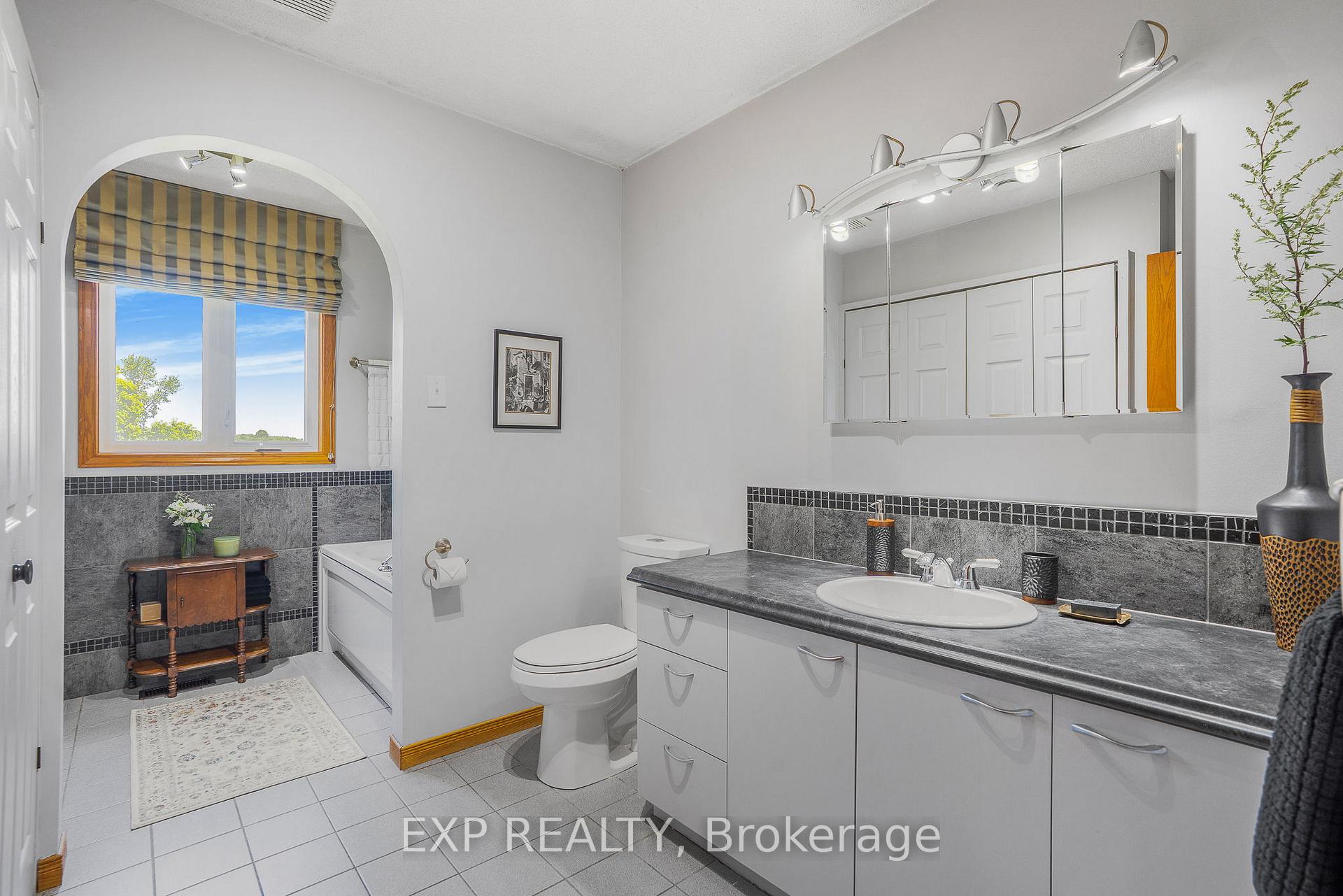 Photo 18 of 733 Greenlane Road, Champlain, Champlain Twp — HOMEH