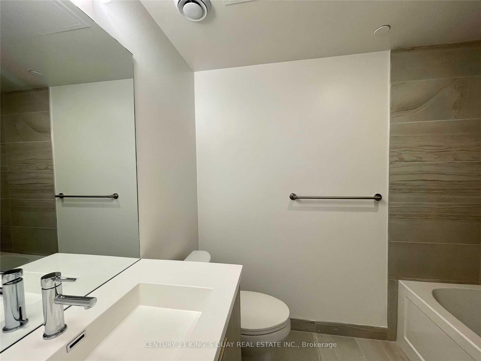 Photo 14 of Unit 3005, 138 Downes Street, Toronto, Waterfront Communities — HOMEH
