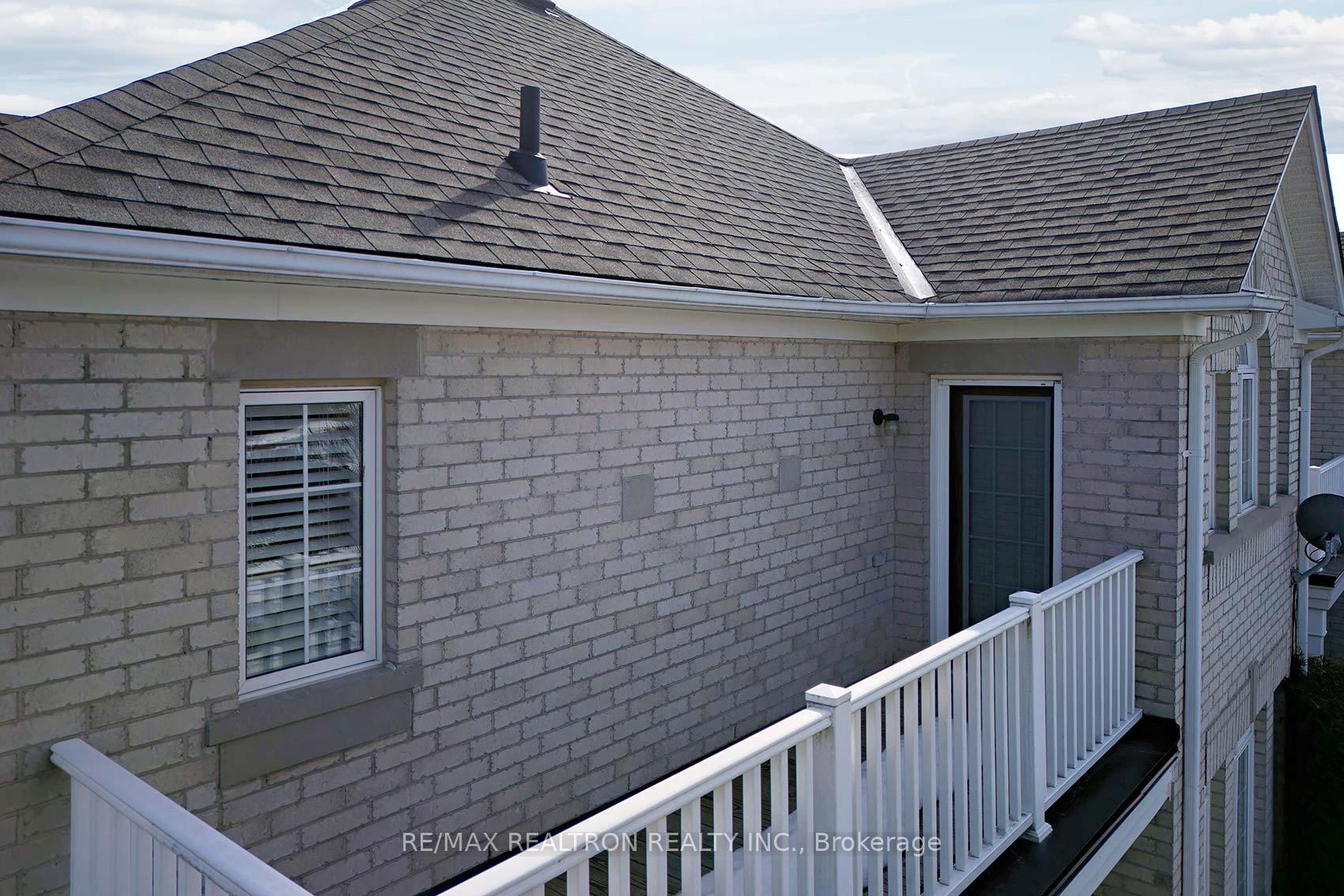 Photo 24 of 84 Stonecliffe Crescent, Aurora, Aurora Estates — HOMEH