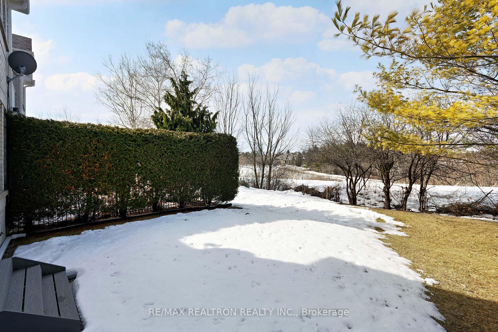 Photo 40 of 84 Stonecliffe Crescent, Aurora, Aurora Estates — HOMEH
