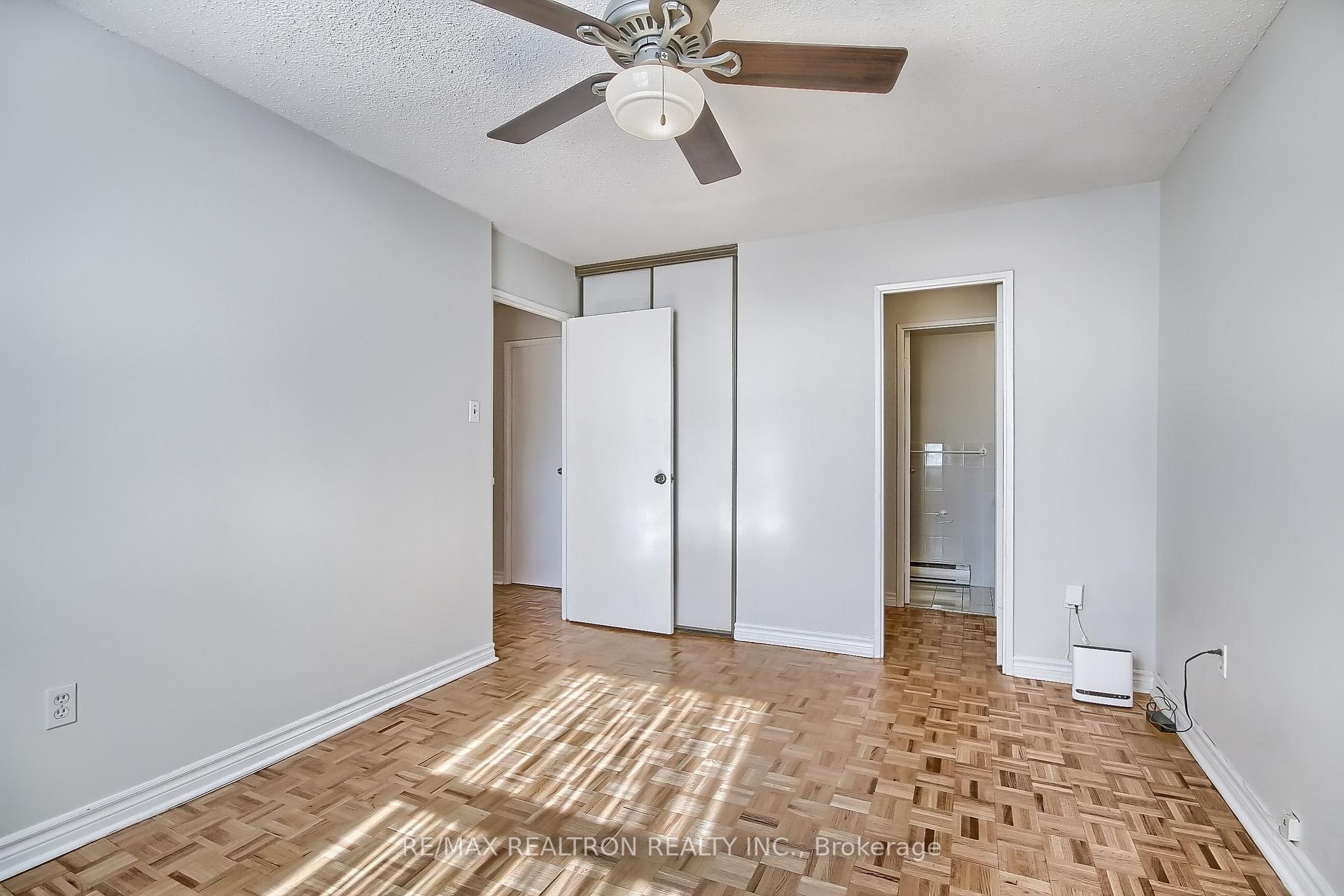 Photo 38 of Unit Ph702, 180 Dudley Avenue, Markham, Thornhill — HOMEH
