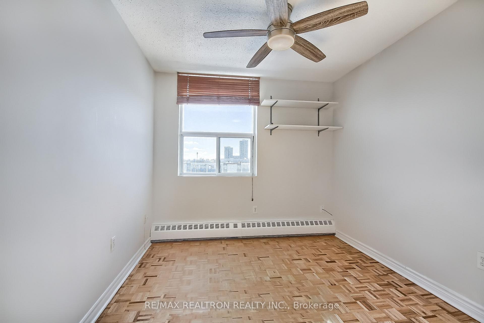 Photo 43 of Unit Ph702, 180 Dudley Avenue, Markham, Thornhill — HOMEH
