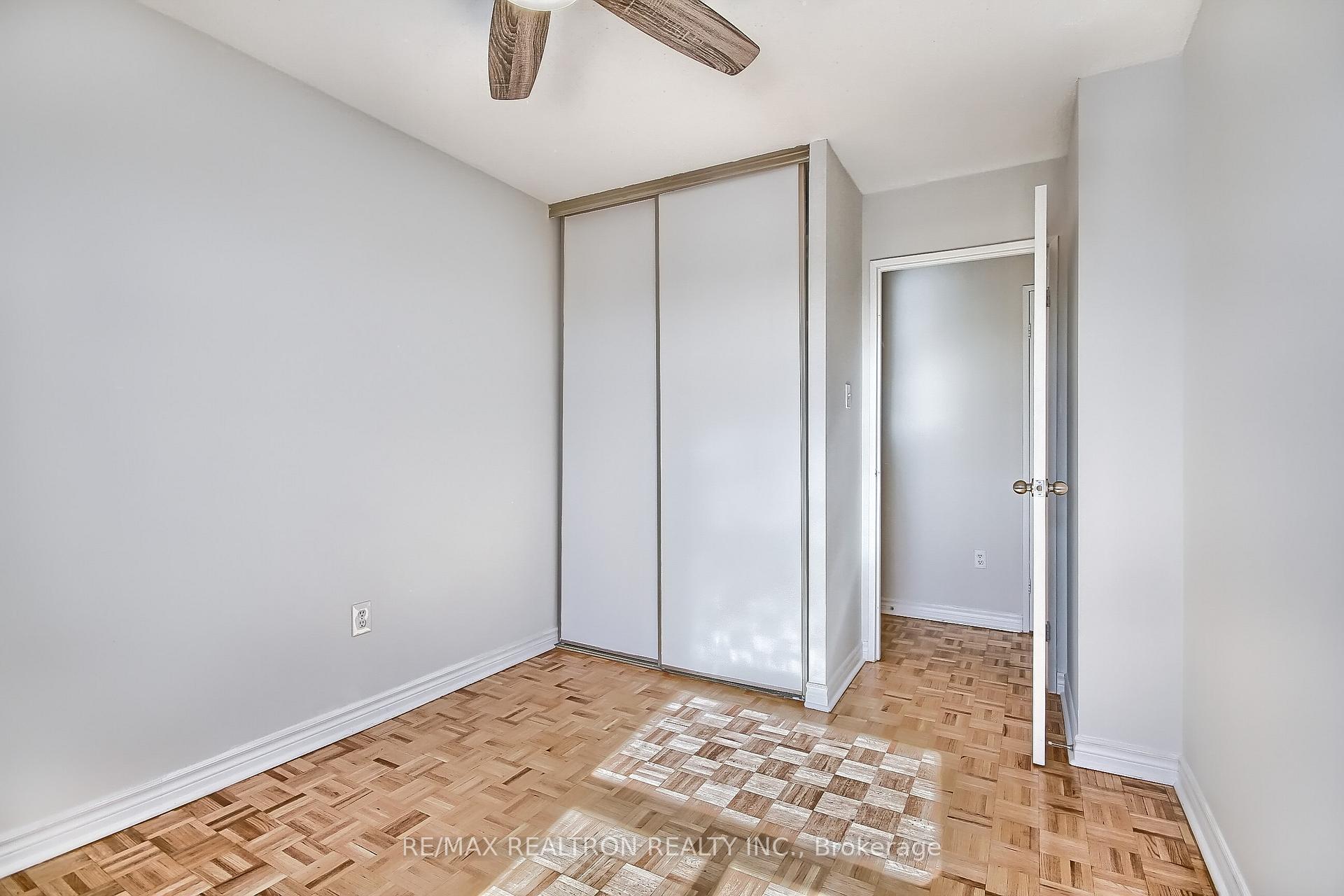 Photo 44 of Unit Ph702, 180 Dudley Avenue, Markham, Thornhill — HOMEH