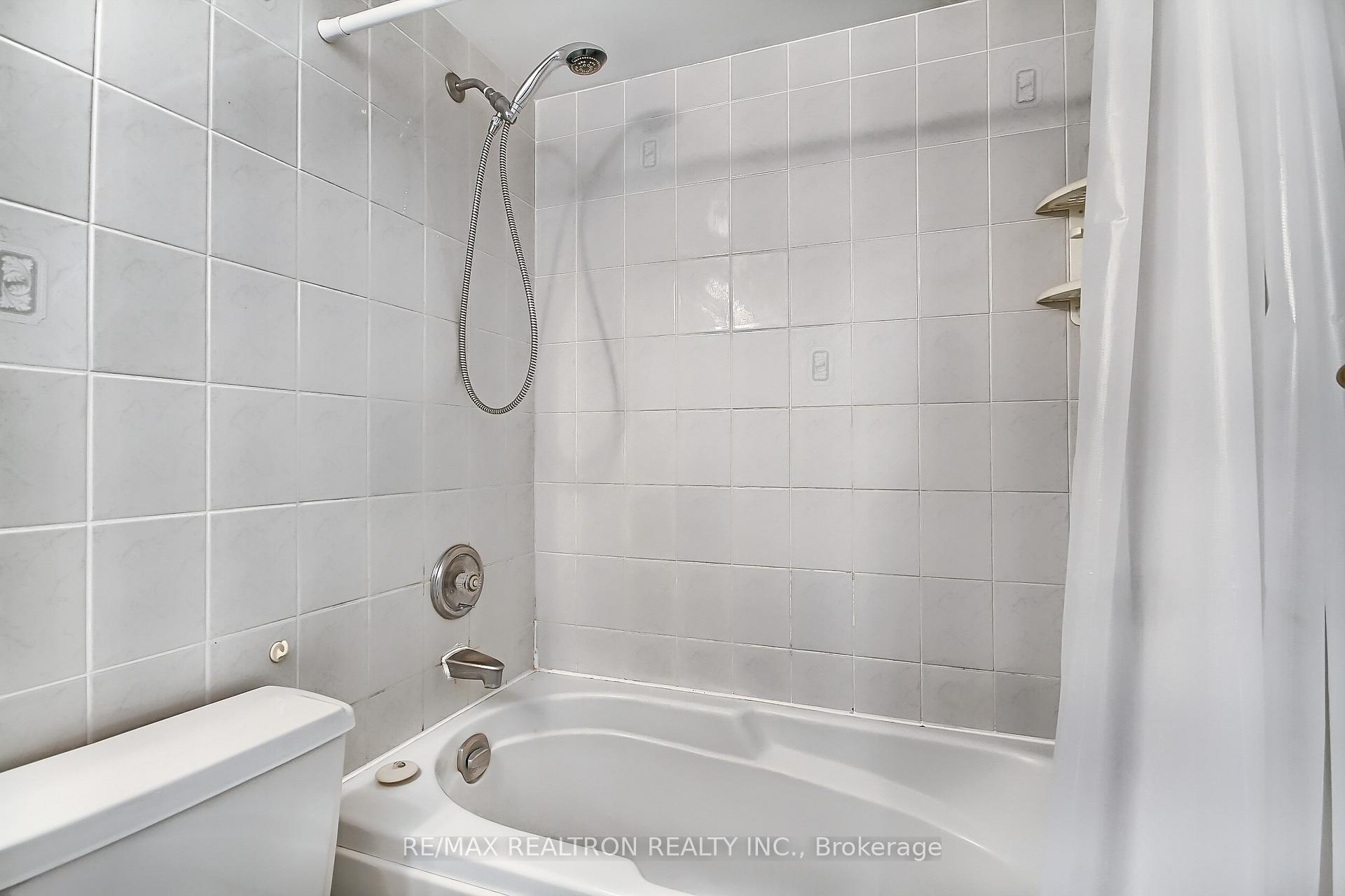 Photo 46 of Unit Ph702, 180 Dudley Avenue, Markham, Thornhill — HOMEH