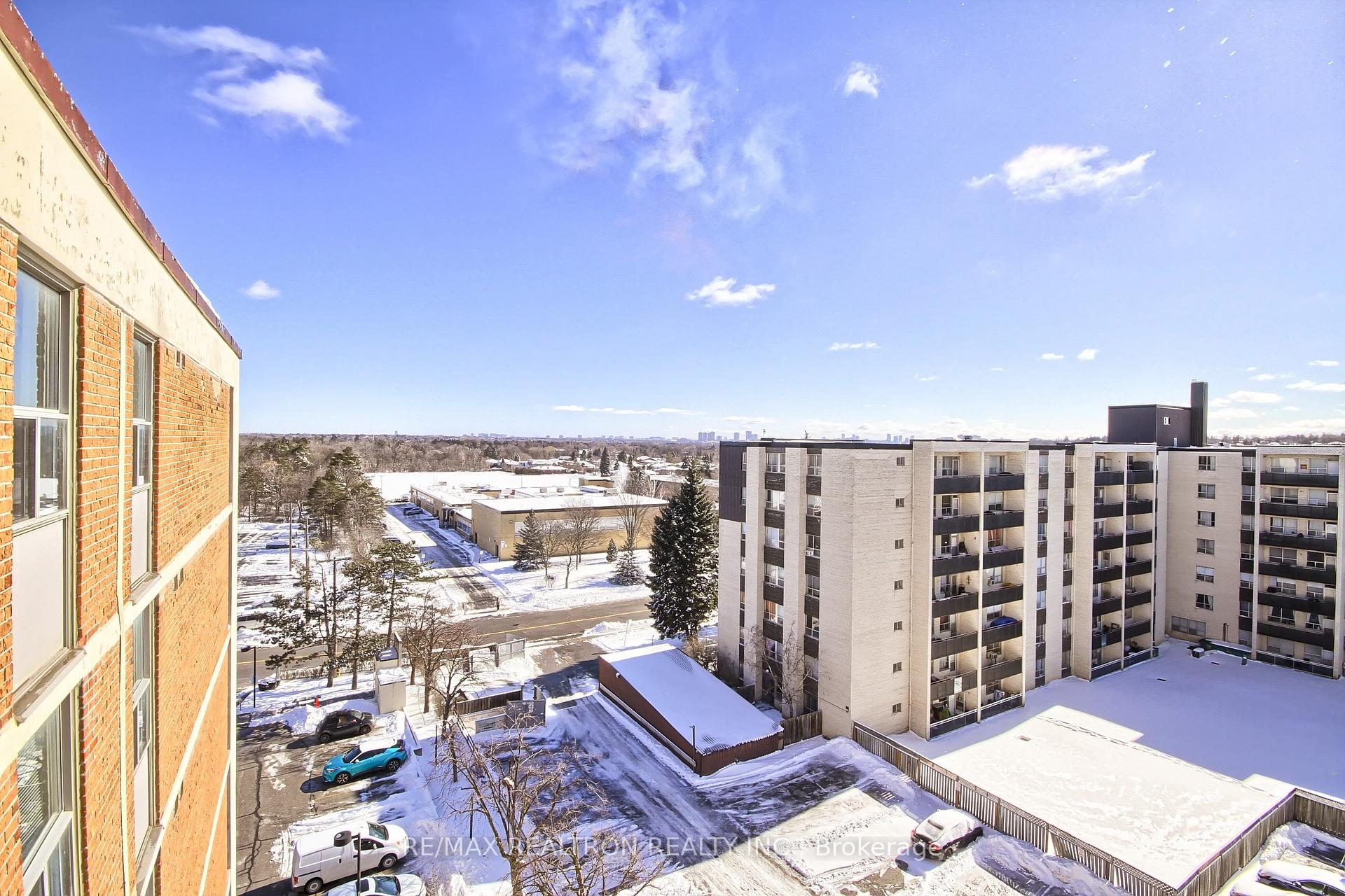Photo 33 of Unit Ph702, 180 Dudley Avenue, Markham, Thornhill — HOMEH