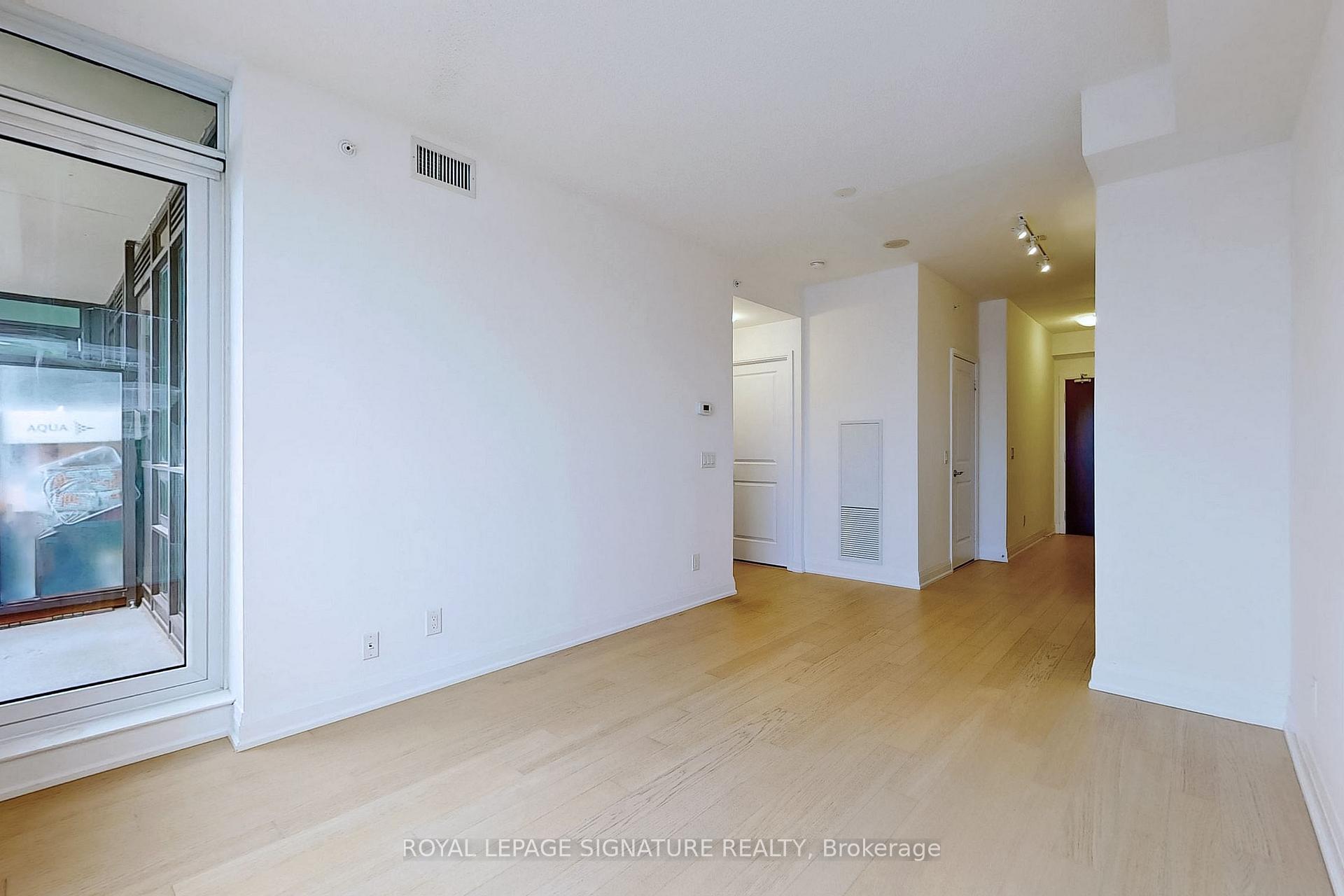 Photo 5 of Unit 706, 9582 Markham Road, Markham, Wismer — HOMEH