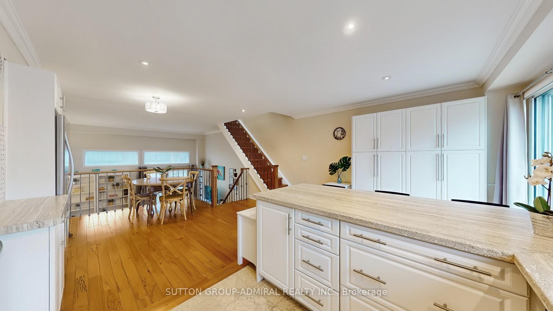 Photo 33 of Unit 8, 90 Henderson Avenue, Markham, Grandview — HOMEH